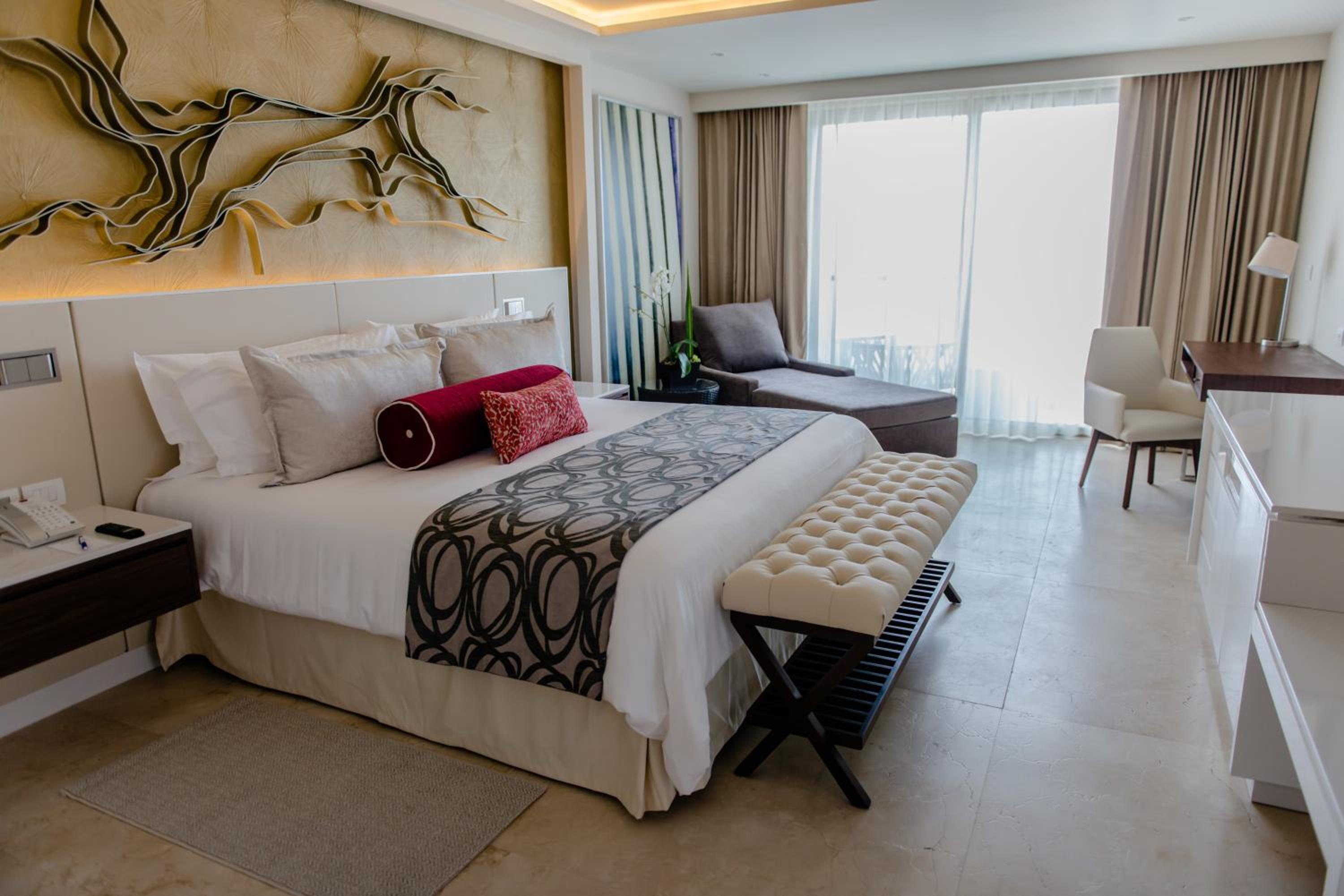 Suite de Luxe avec Terrasse et Bain à Remous - Vue sur Océan