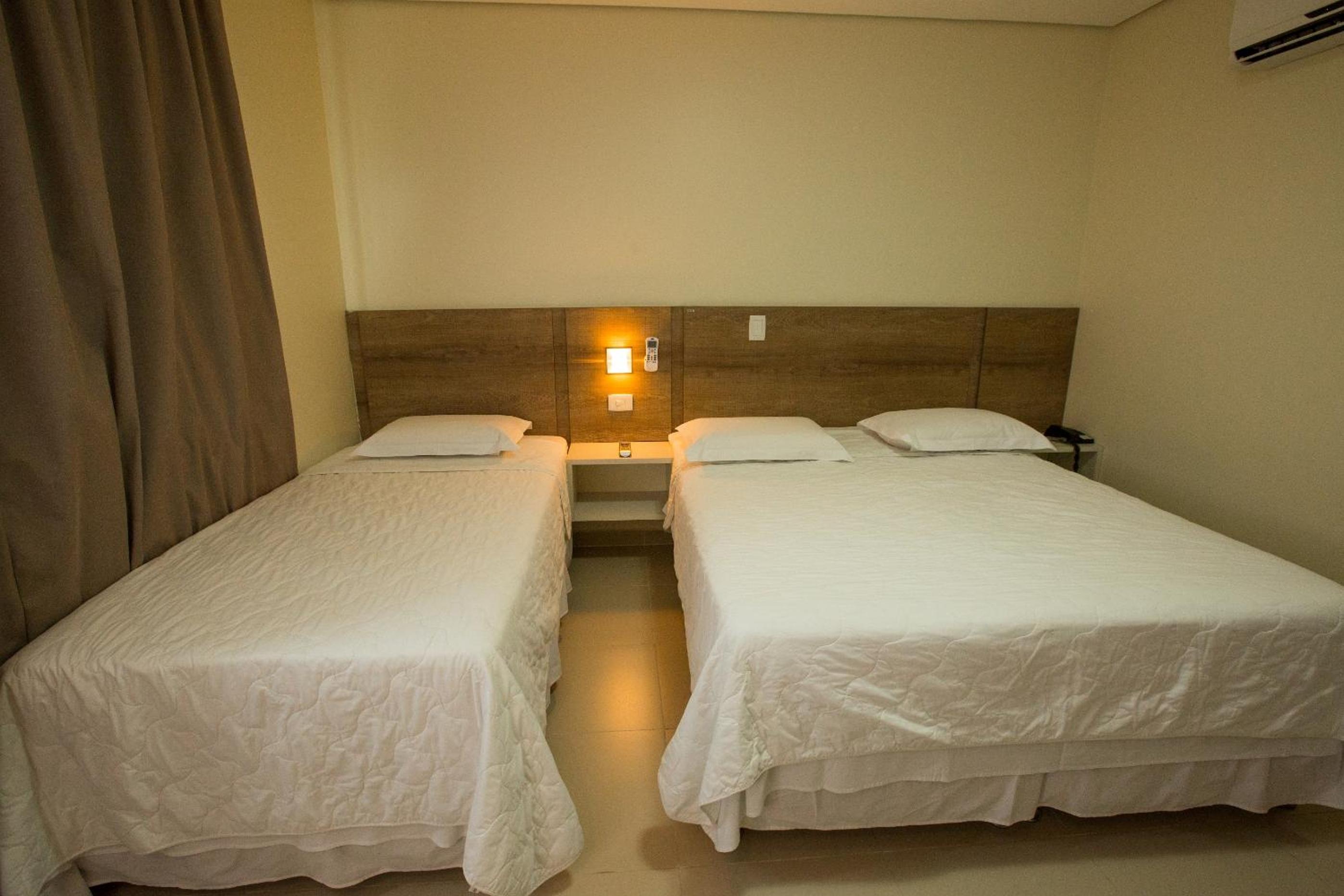 Standard Twin Room photo 2