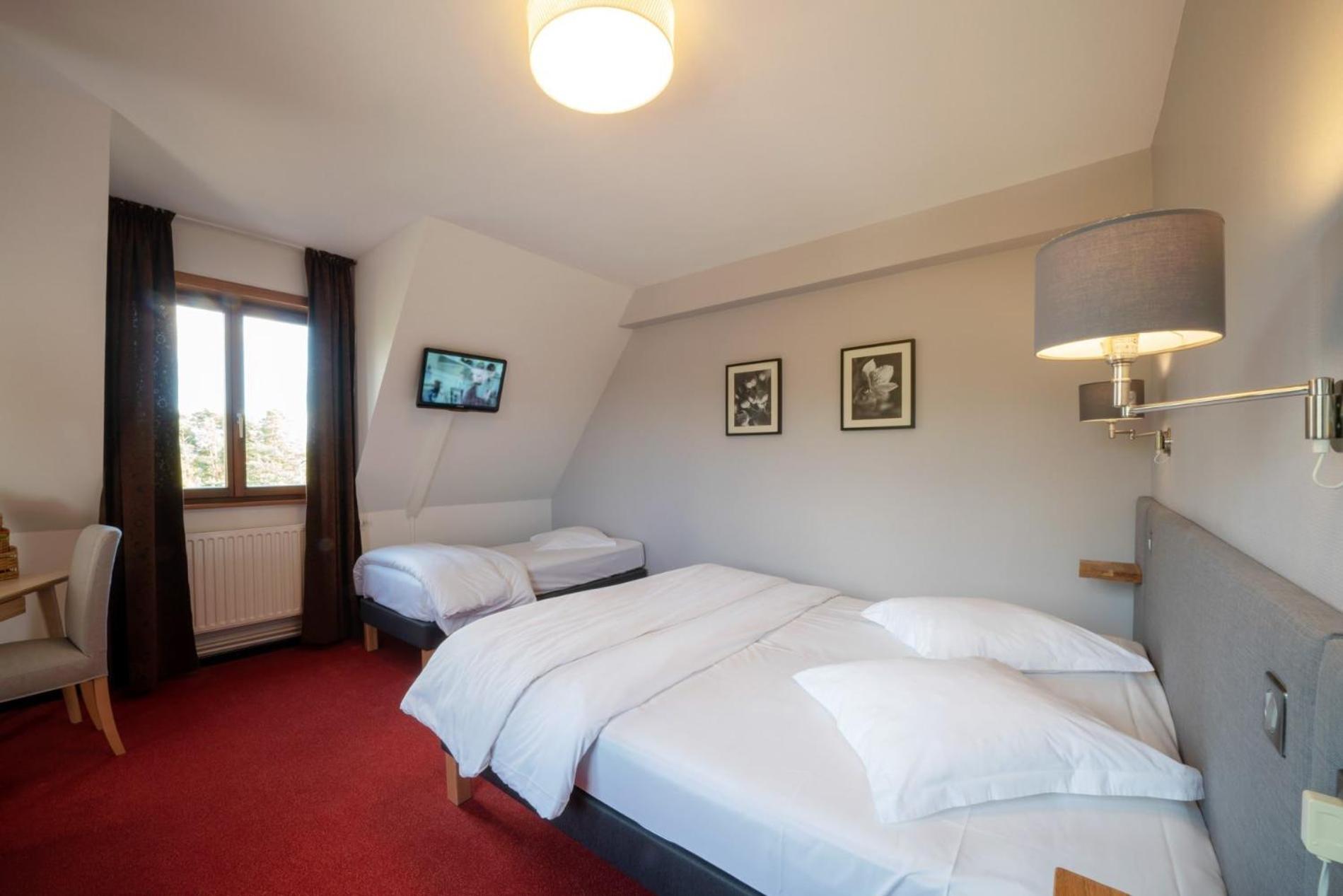 Double Room - Disability Access photo 3