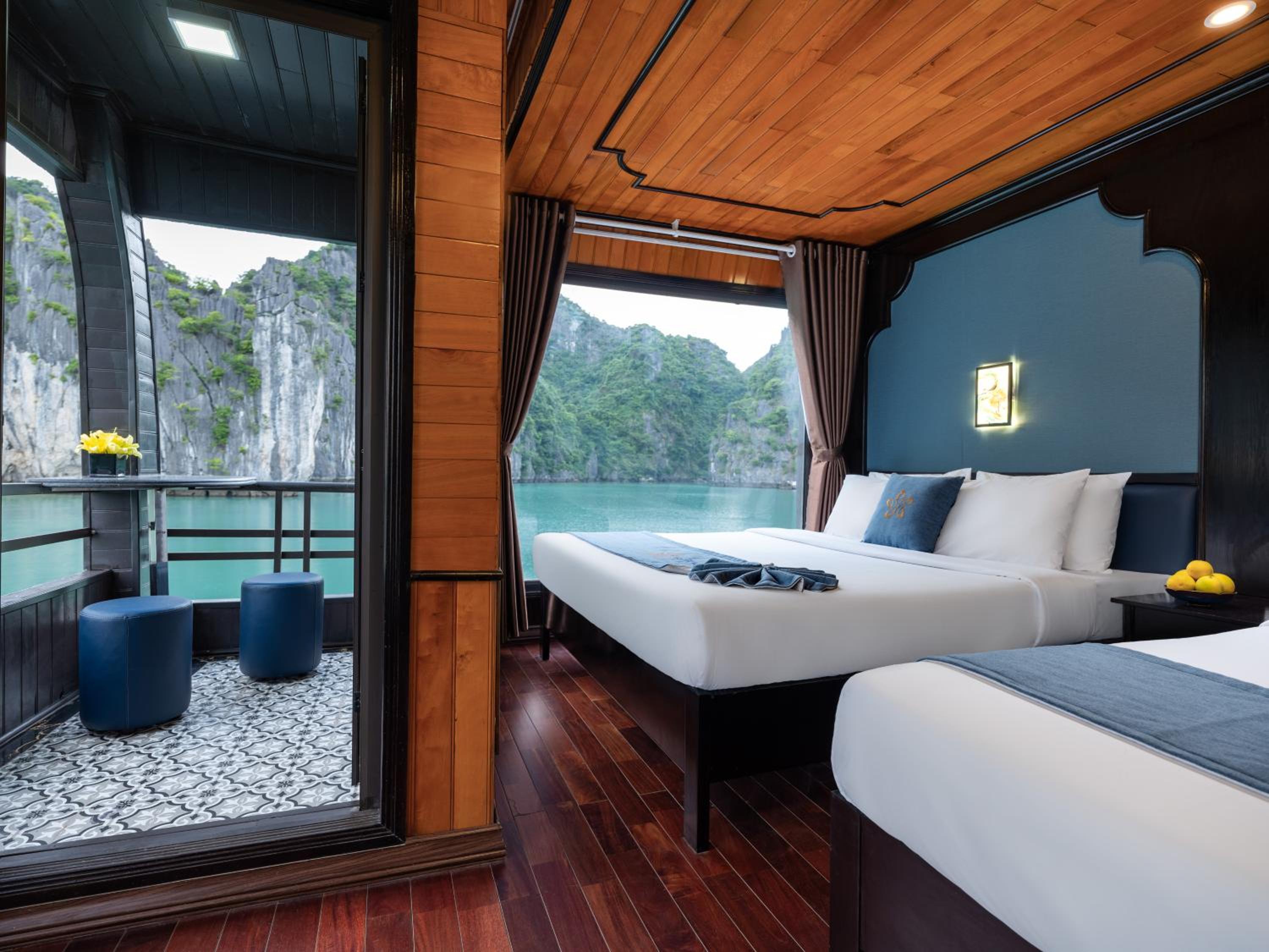 Quadruple Room with Sea View photo 2