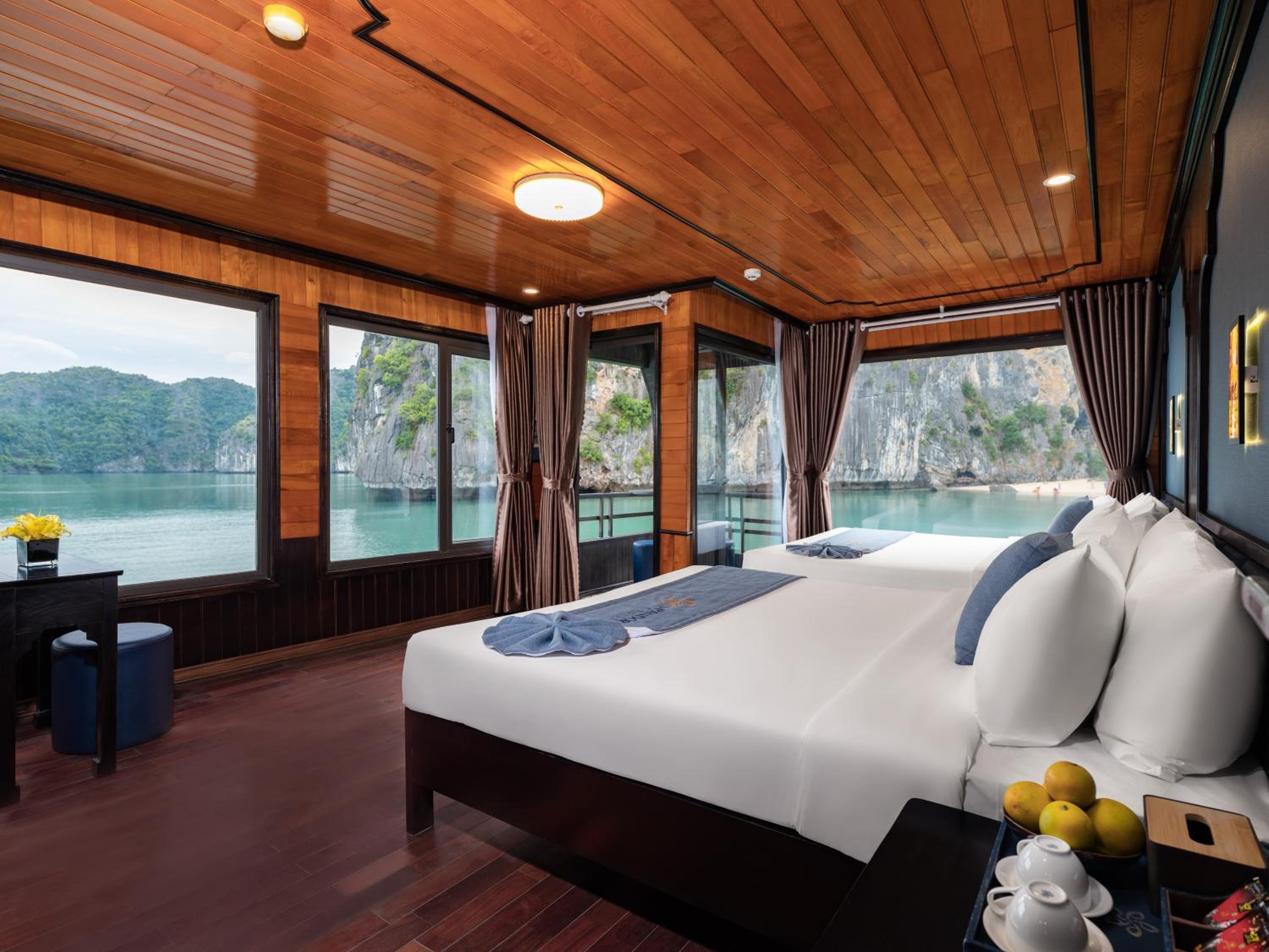 Quadruple Room with Sea View photo 1