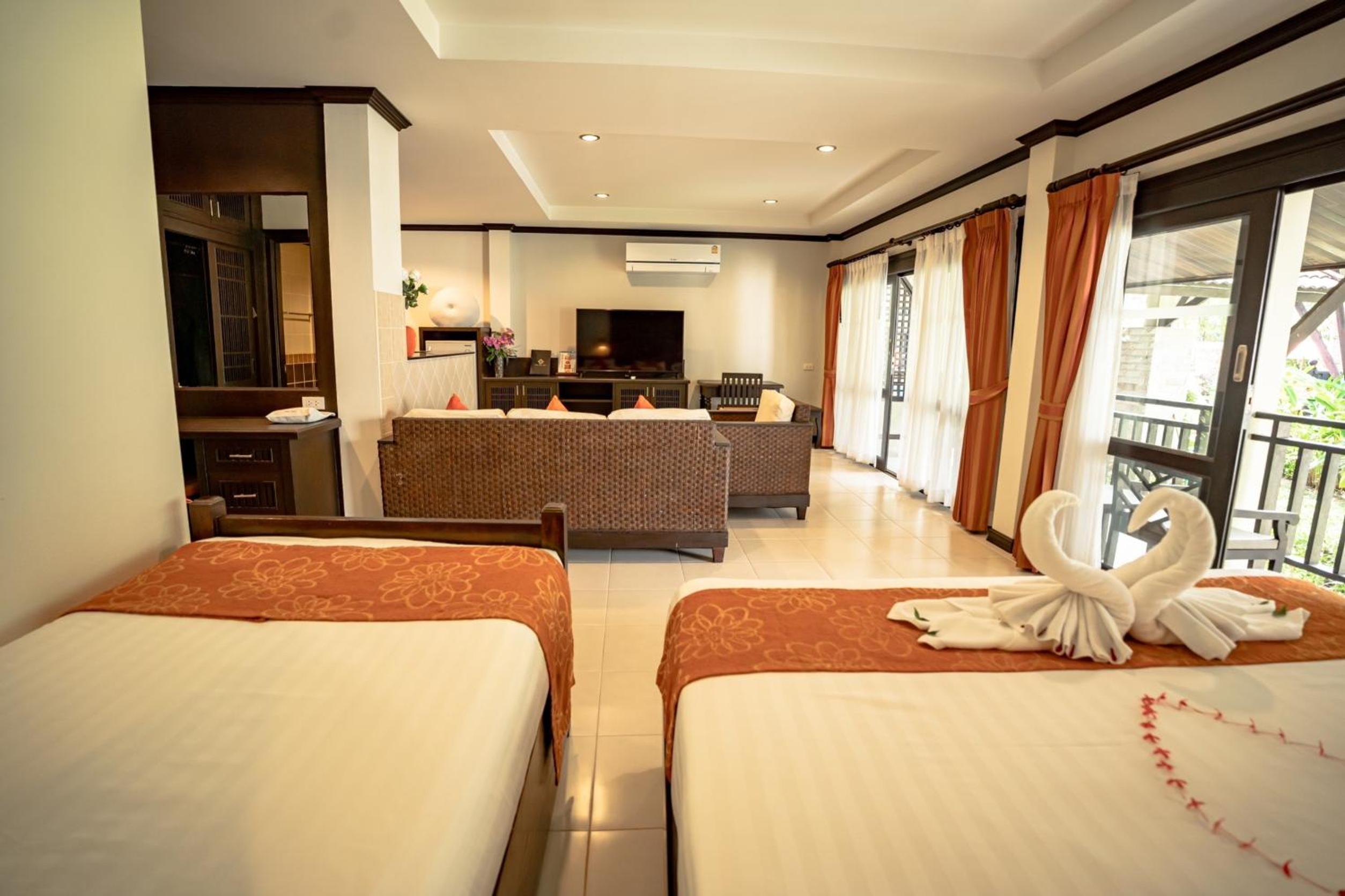 Triple Room - Photo 12