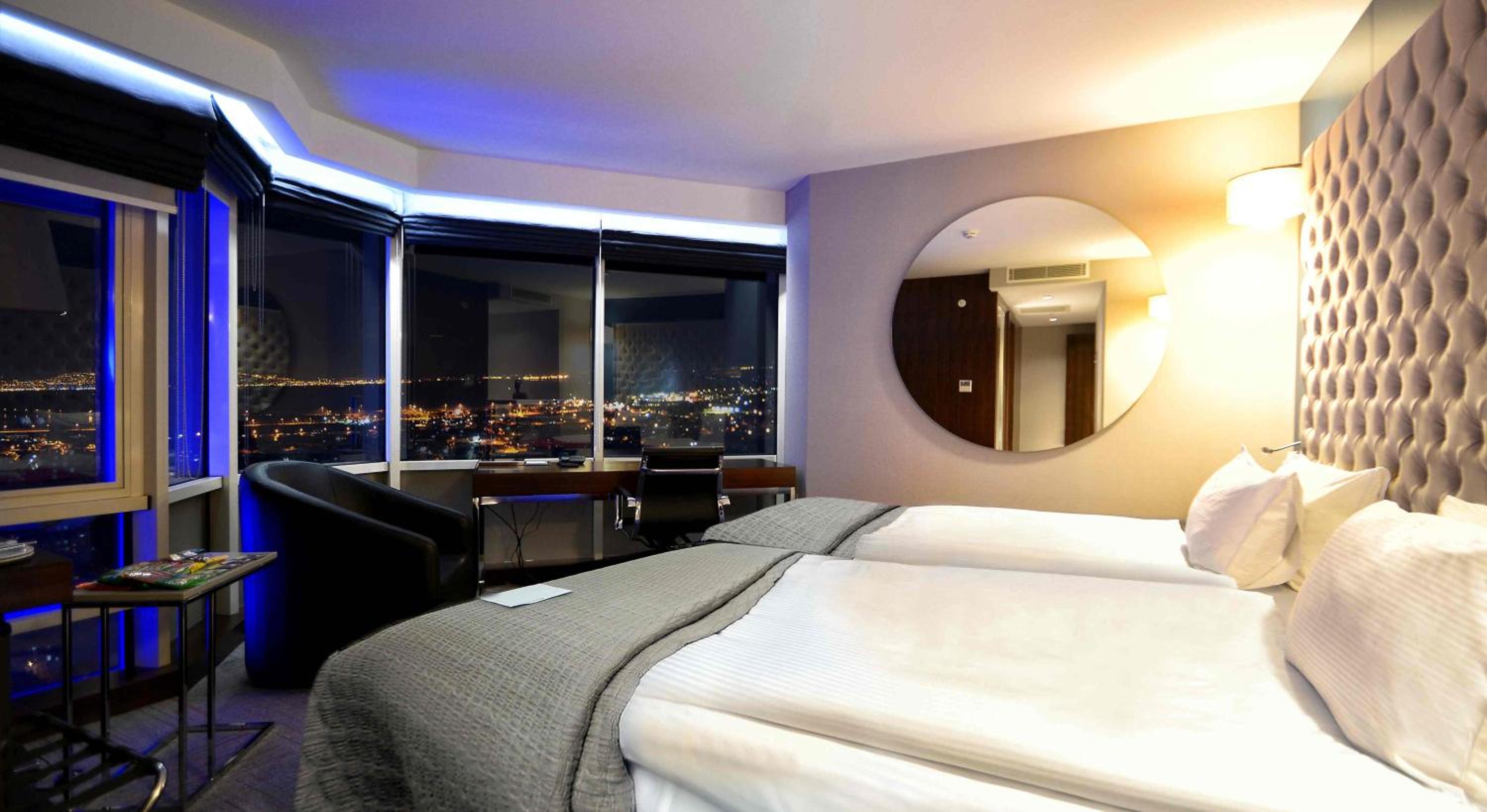 Executive Room with Land View photo 2