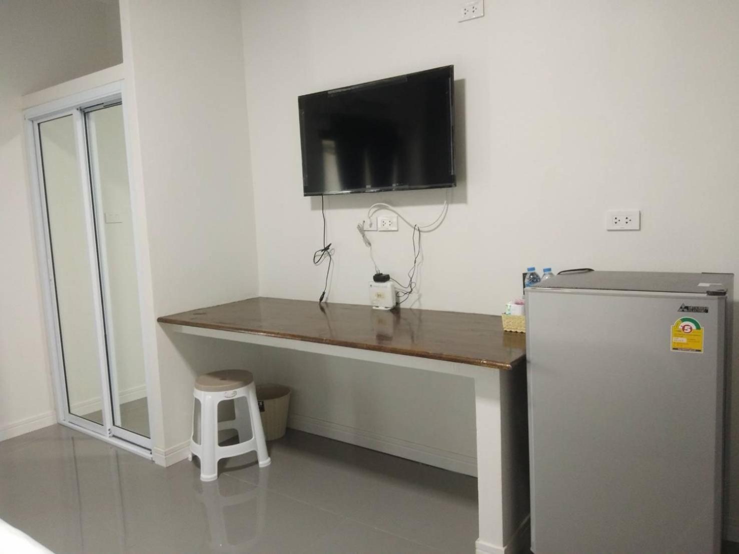 Standard Twin Room - Photo 2