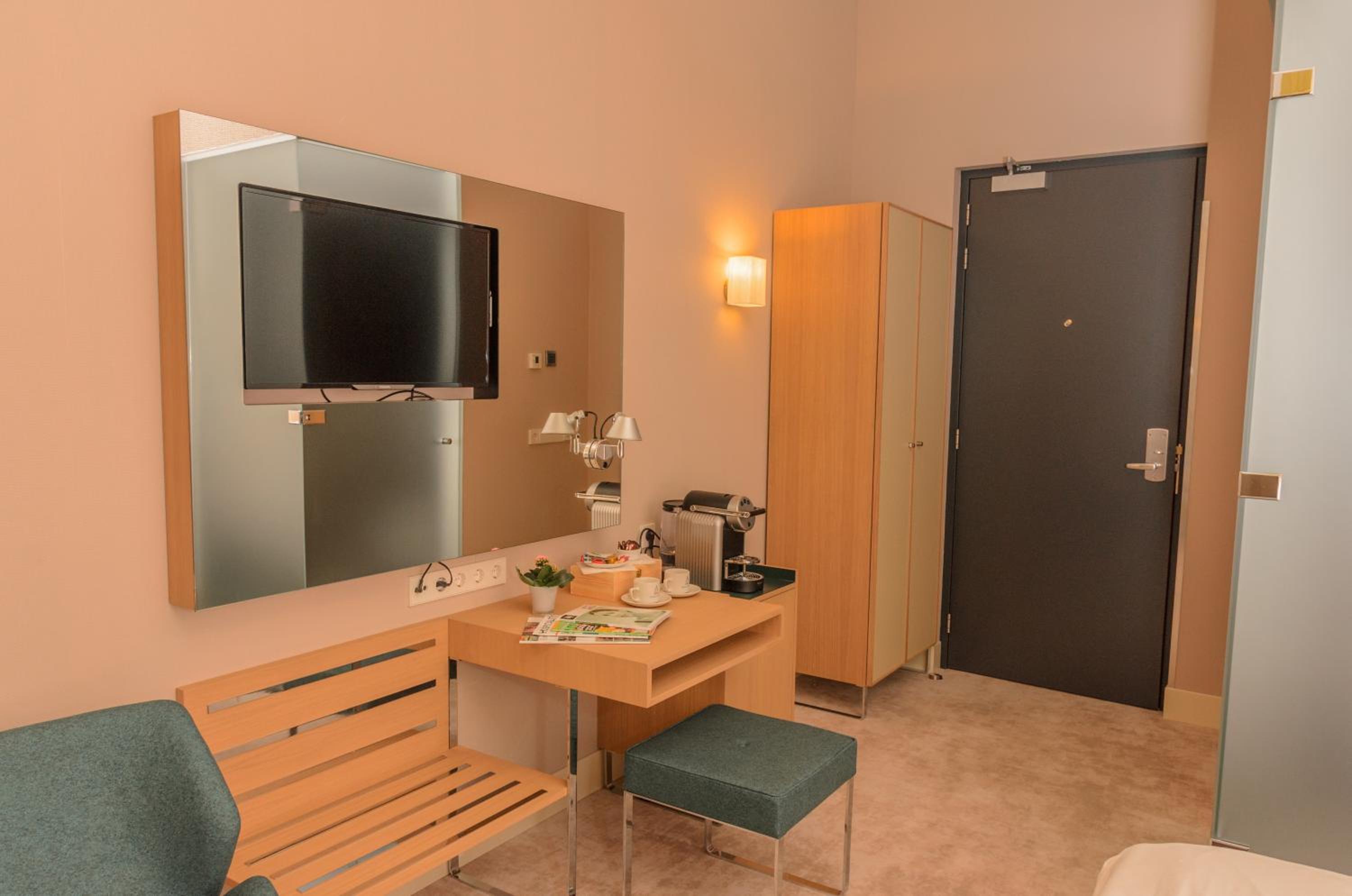 Superior Twin Room  photo 2