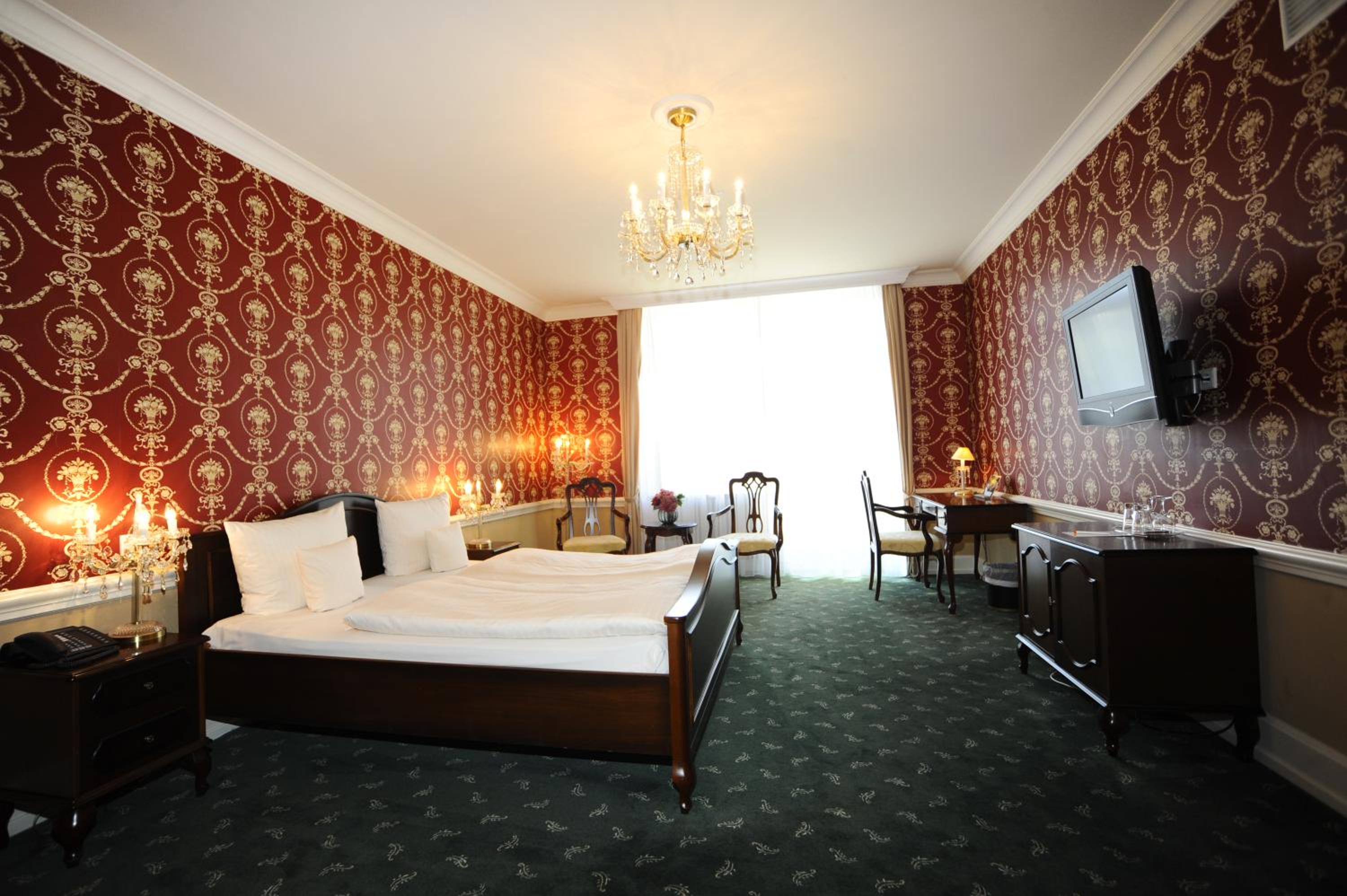Deluxe Double Room - Photo 5