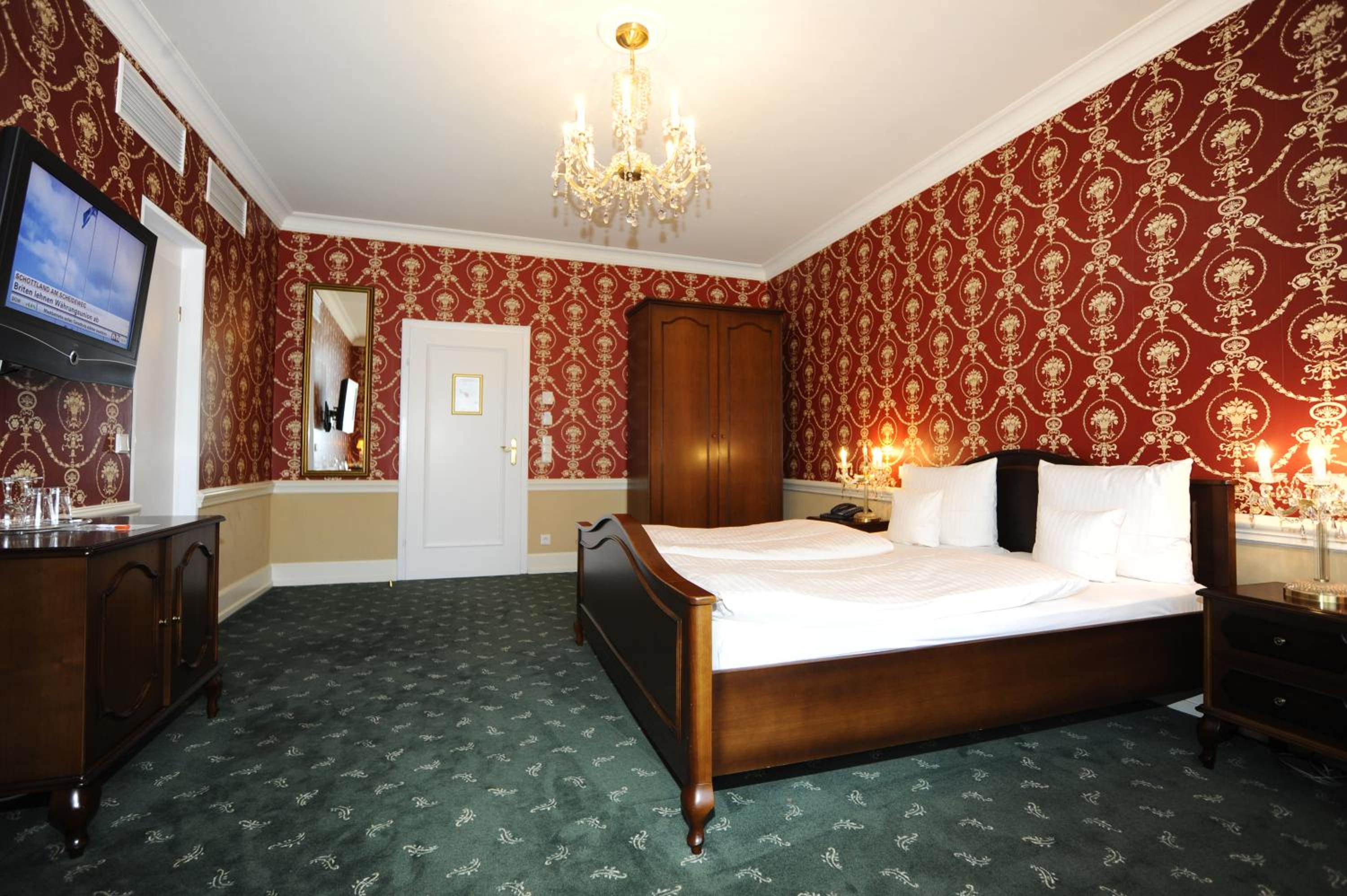 Deluxe Double Room - Photo 3