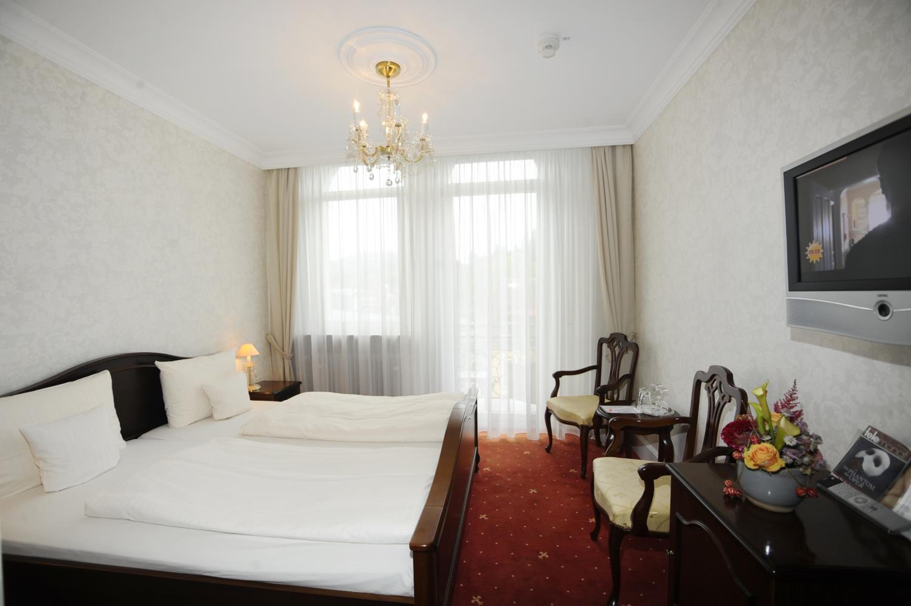 Superior Double Room - Photo 8