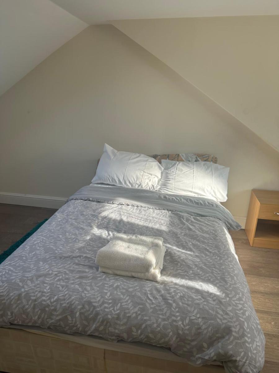 Double Room with Shared Bathroom