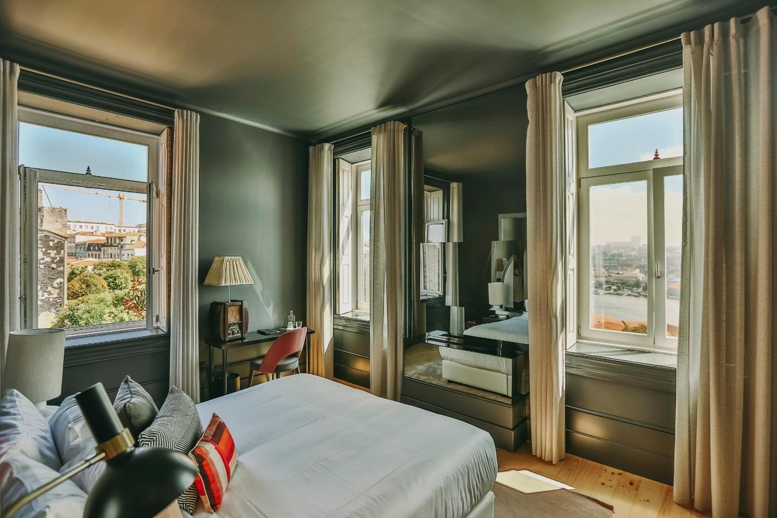 Royal Suite - City View