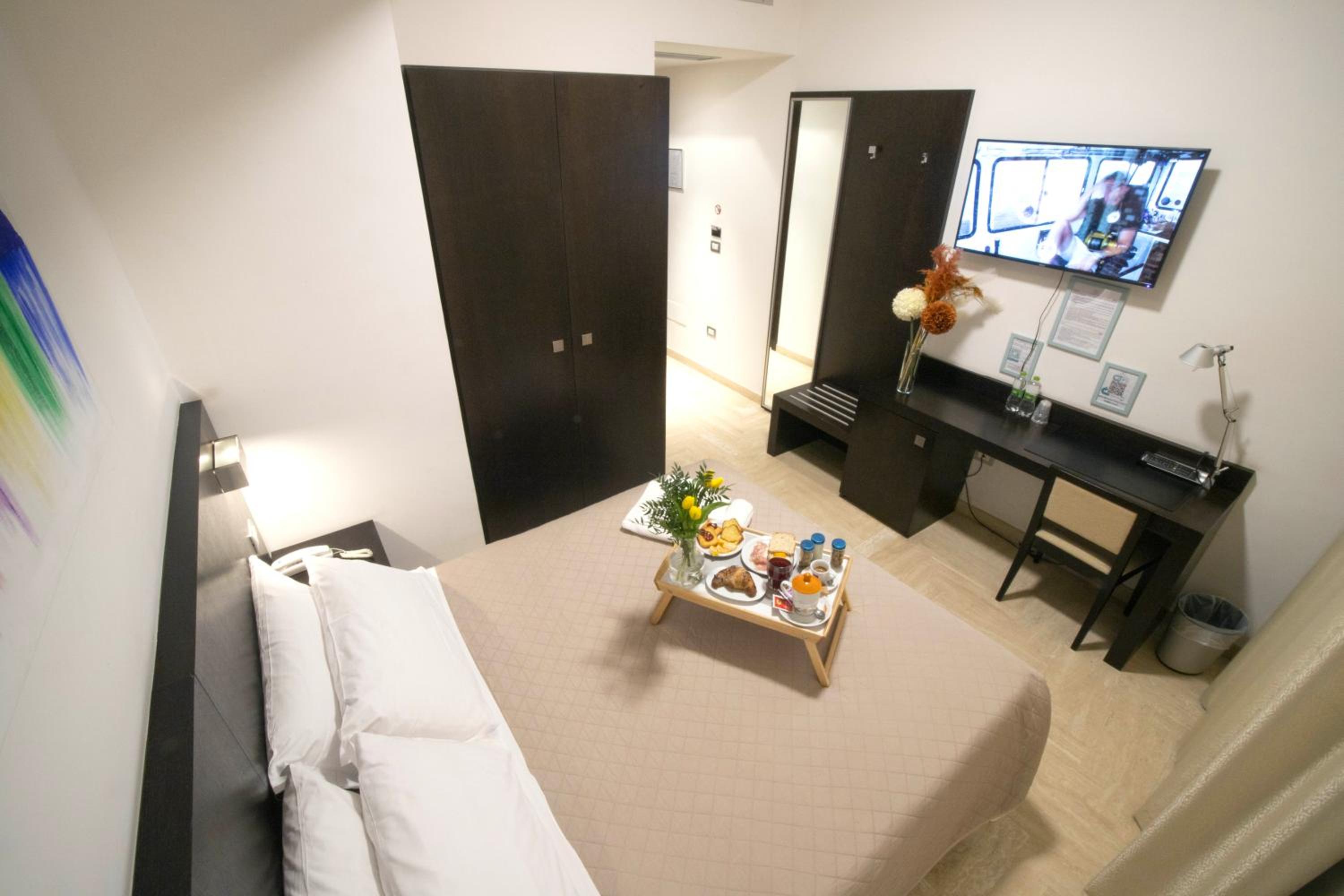 Standard Double Room - Photo 1