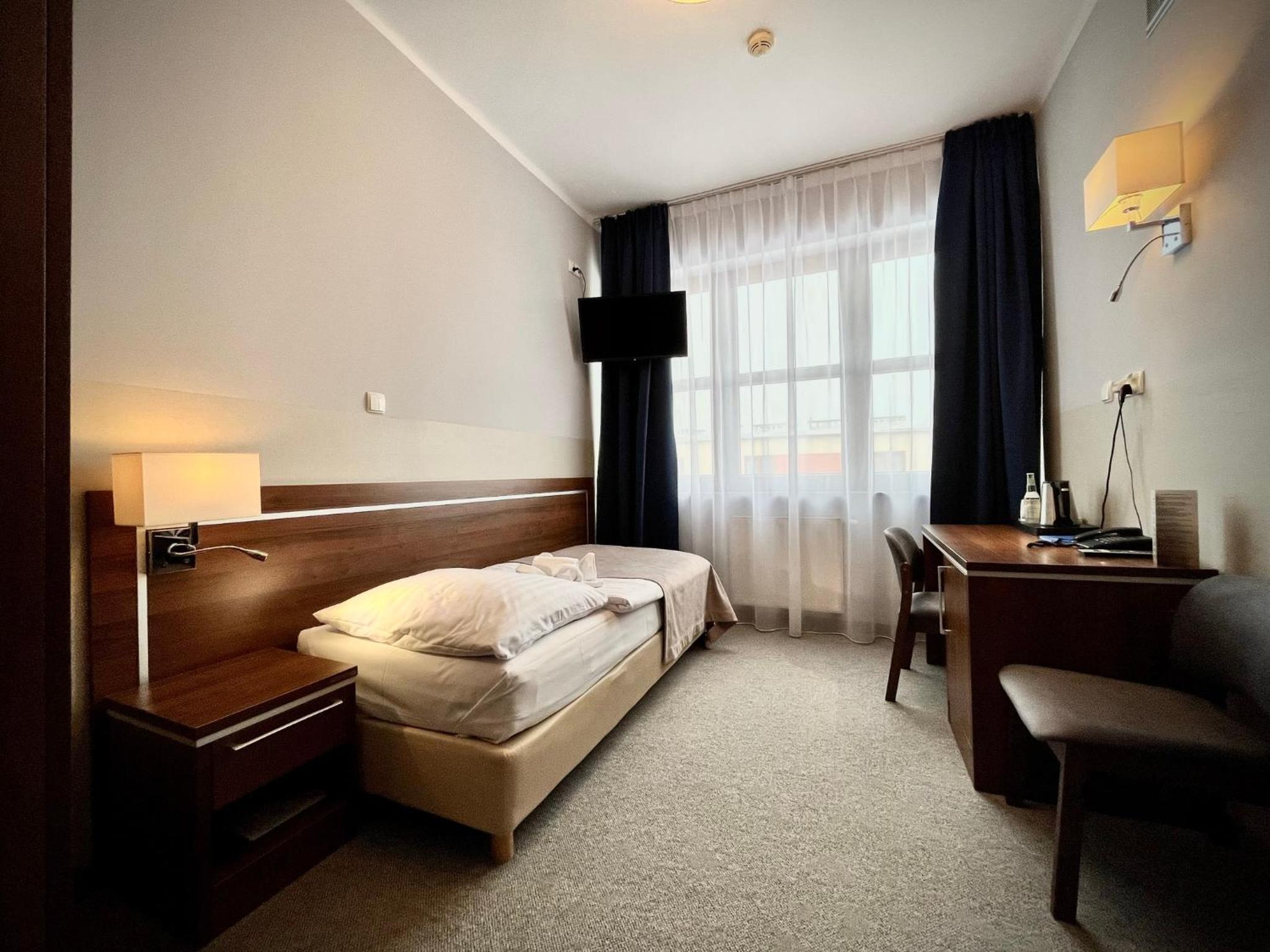 Standard Single Room