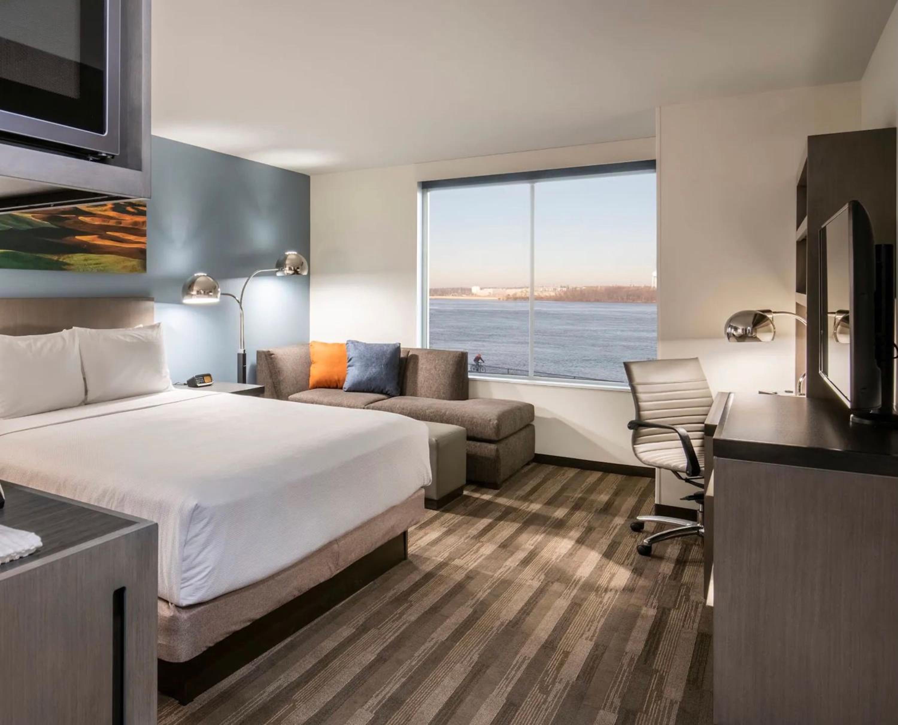 King Room - High Floor photo 3