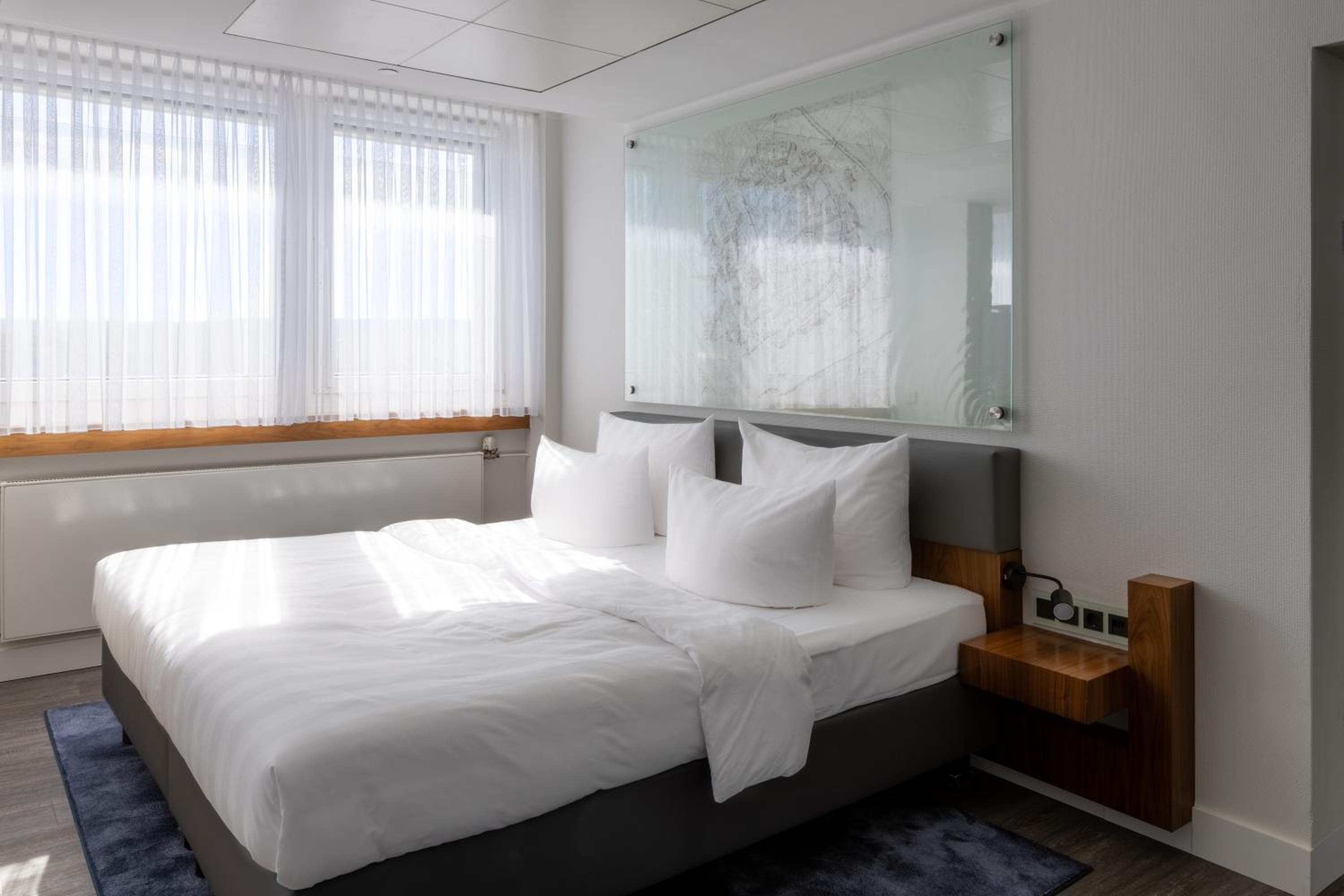 NYX Suite Triple