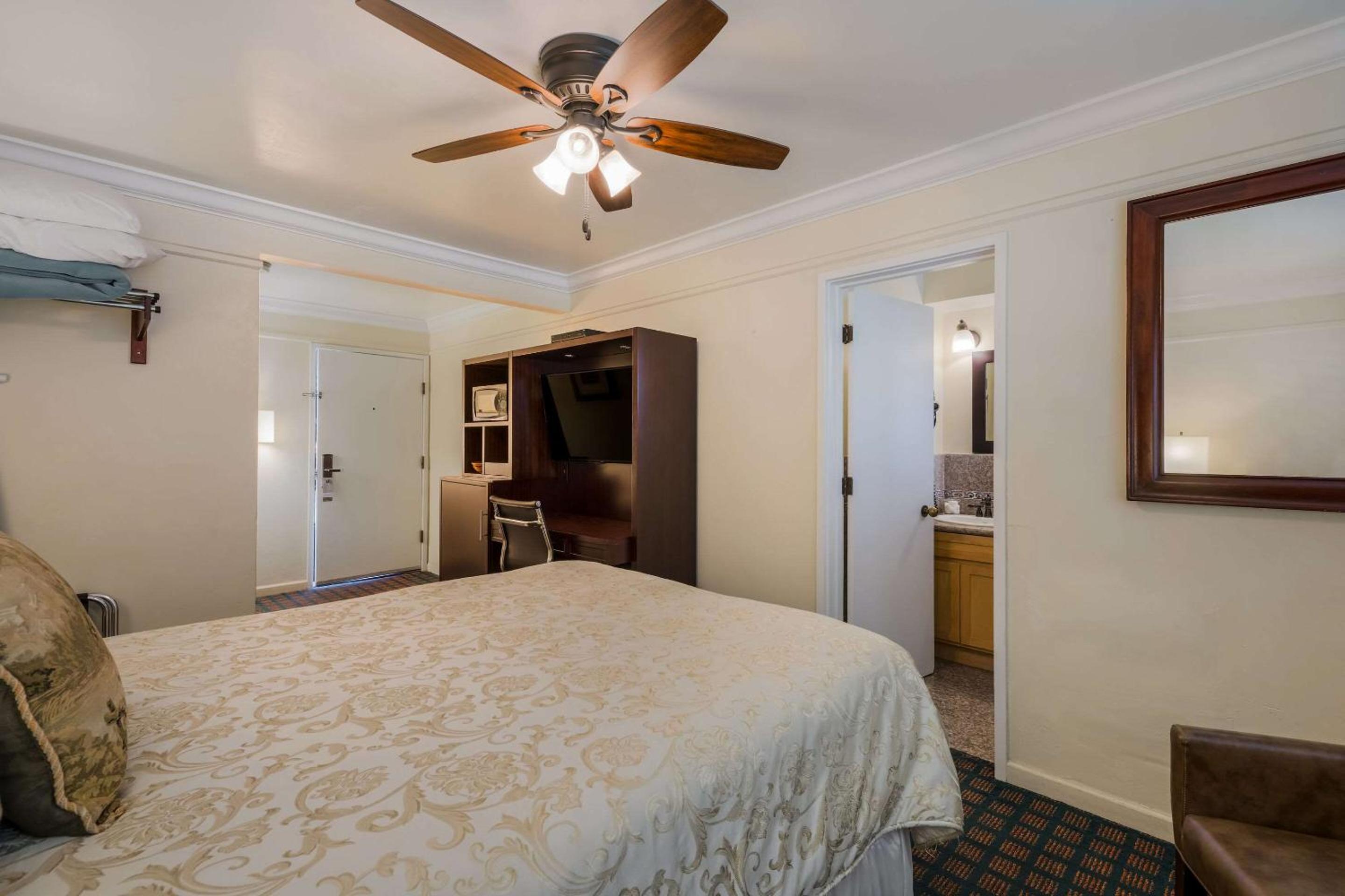 Clarion Collection Carmel Oaks Inn, Billede 2