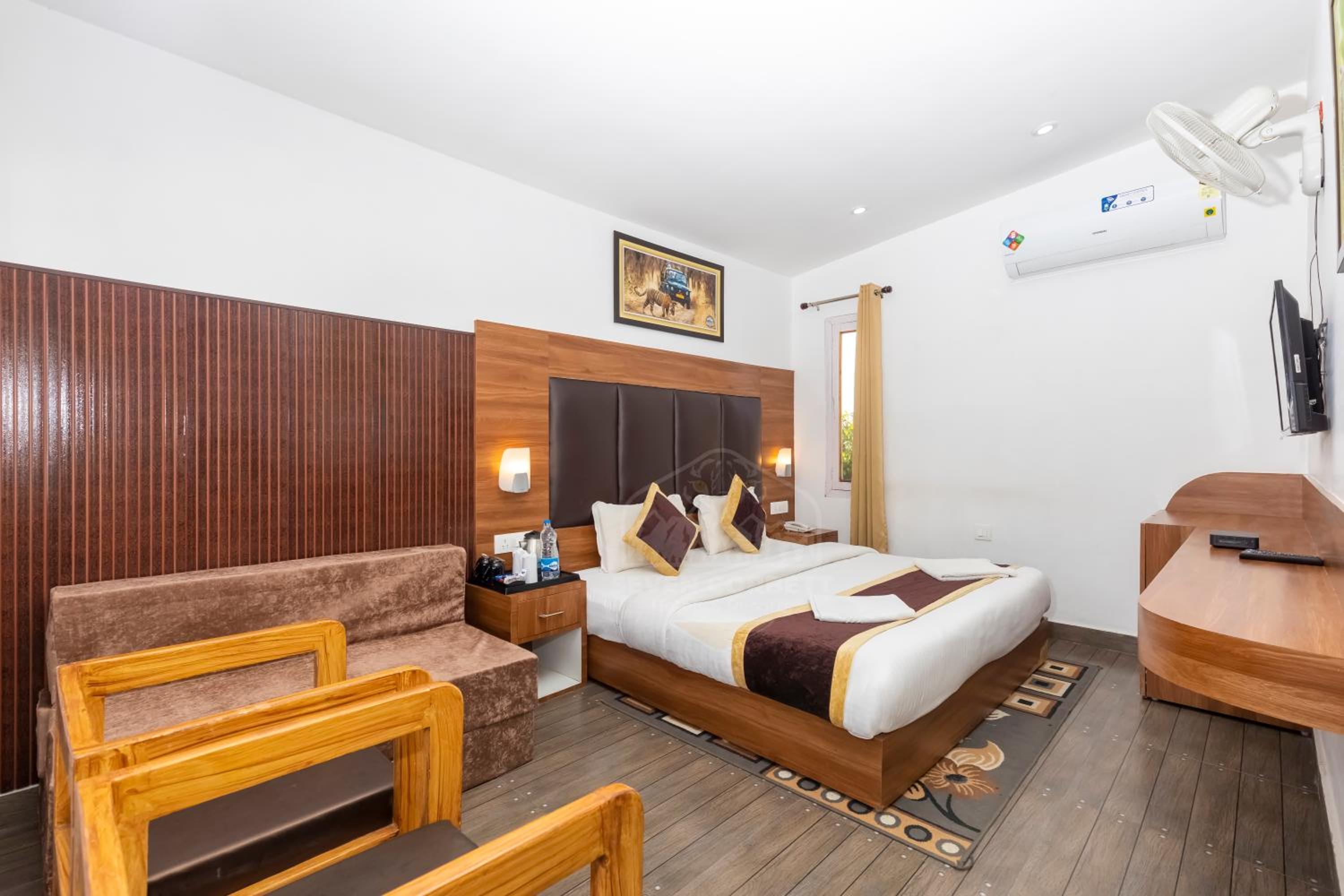Double Room with Pool View