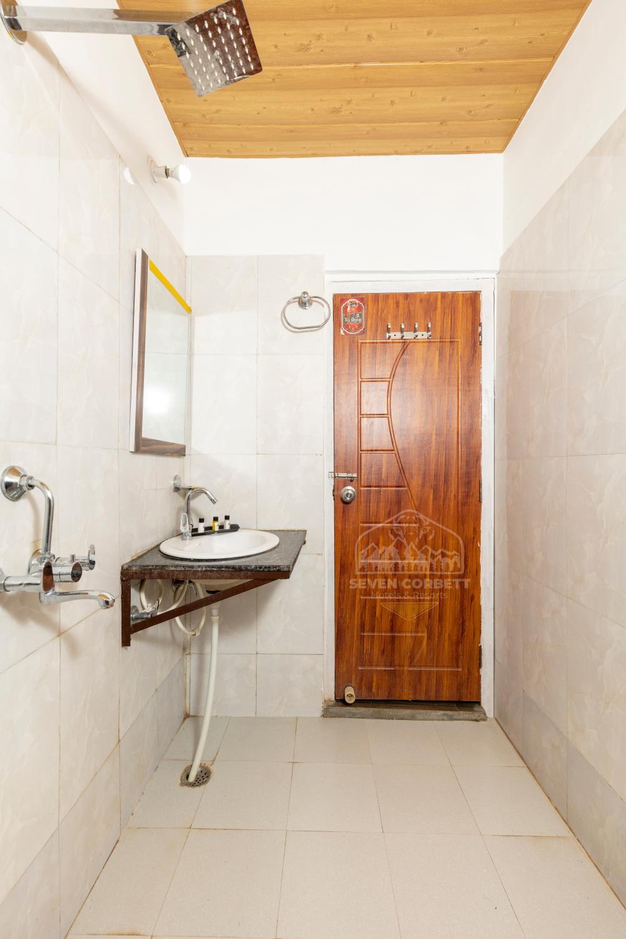Double Room with Pool View photo 2