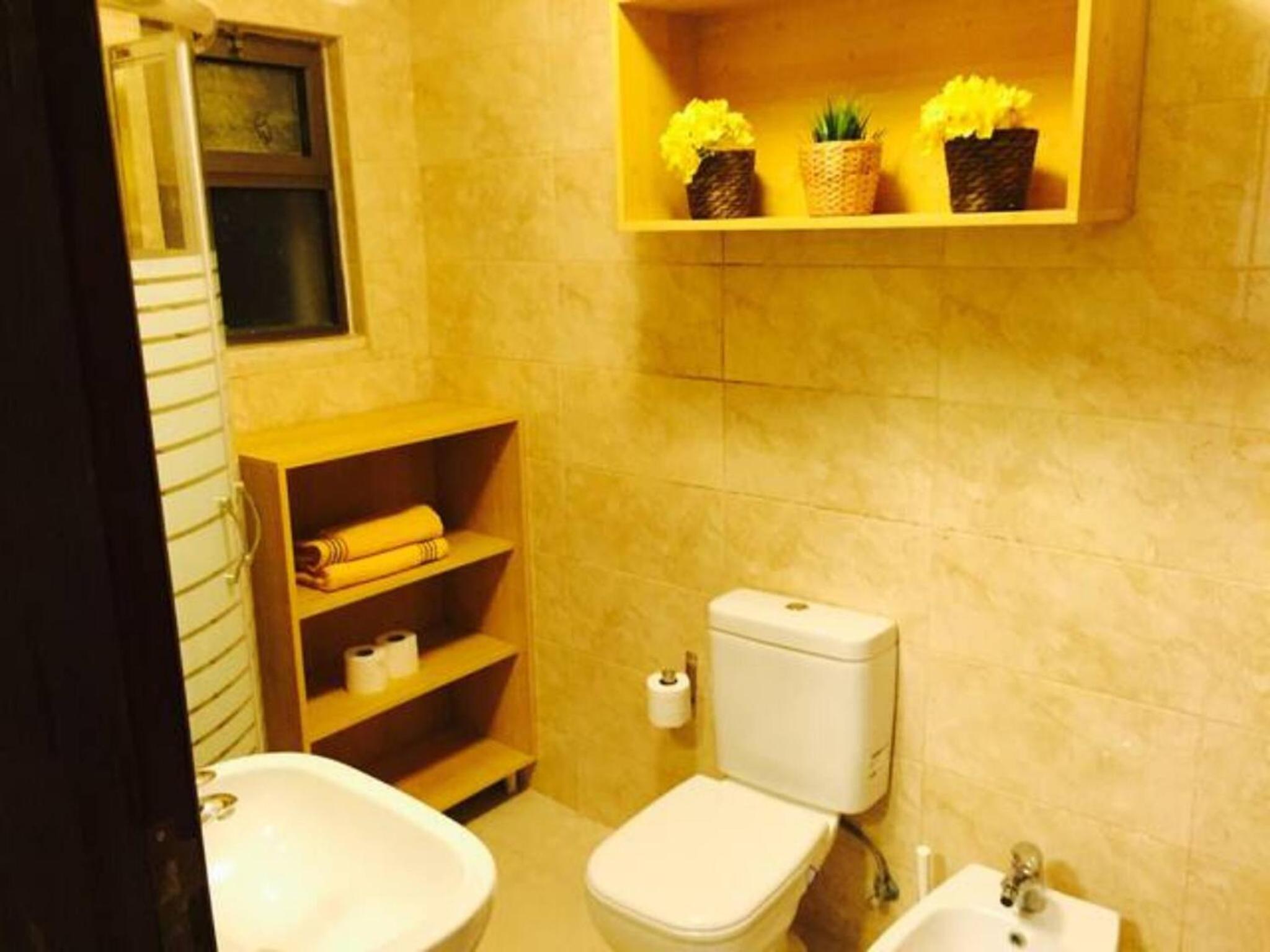 Apartment - Photo 2