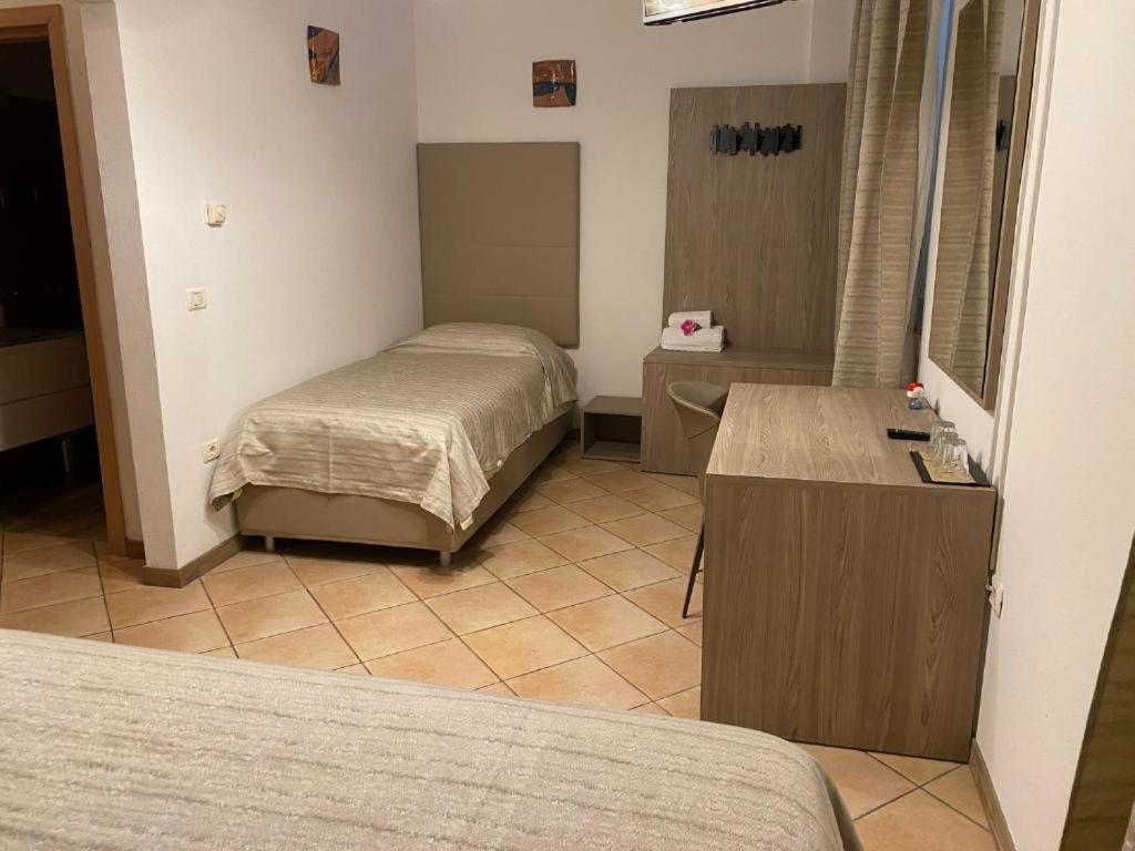 Triple Room photo 2
