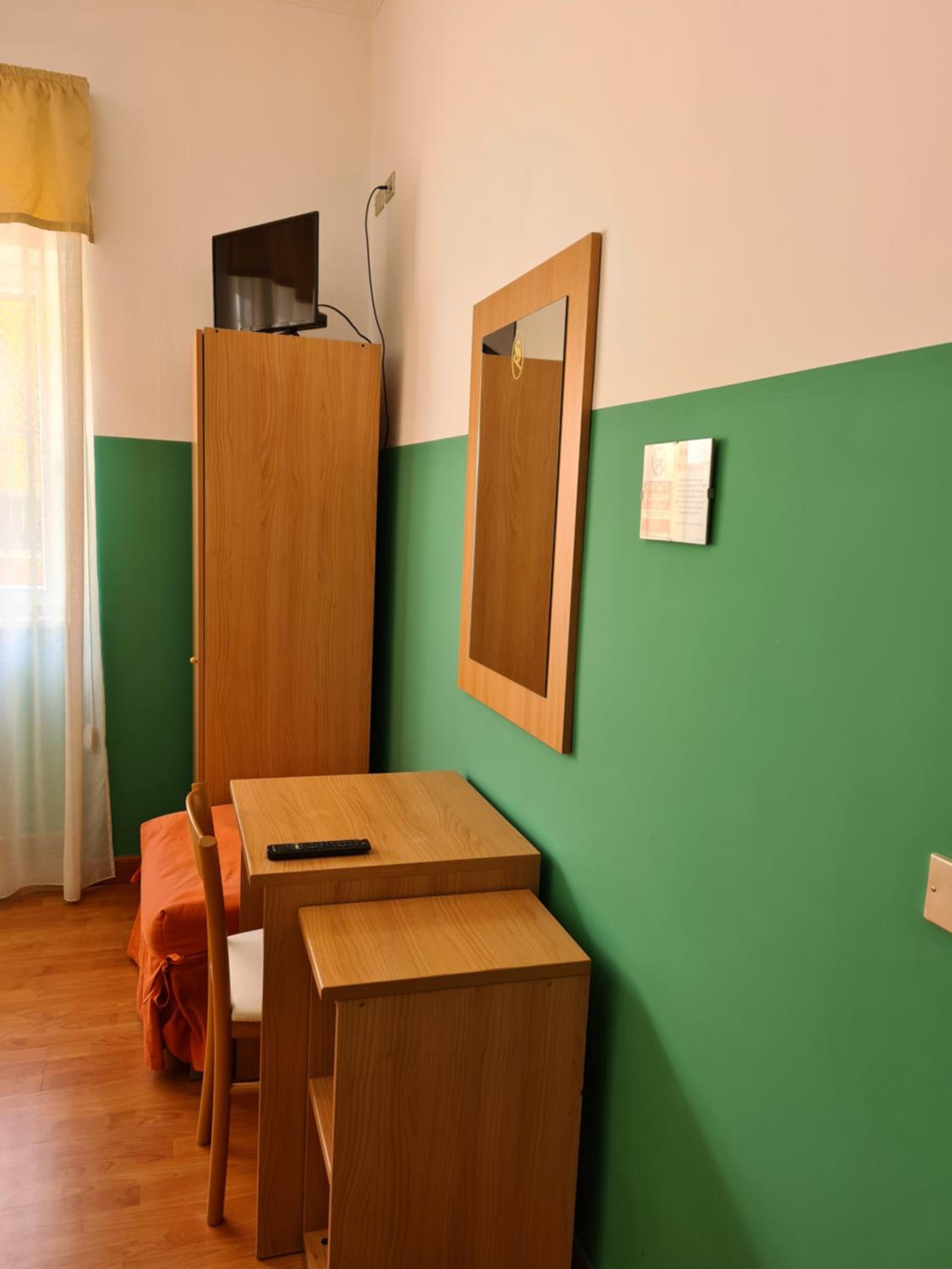 Triple Room - Photo 10