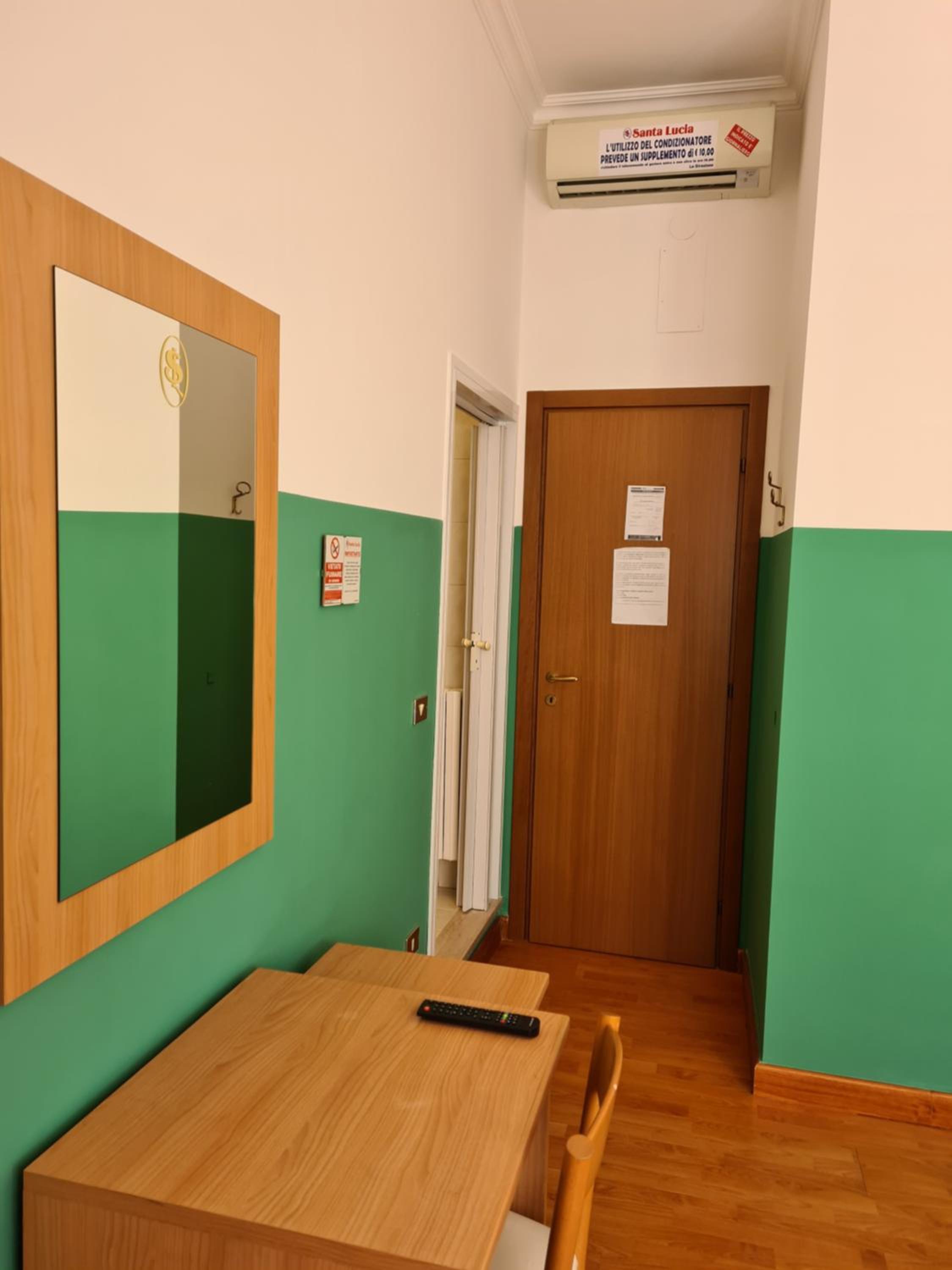 Triple Room - Photo 14