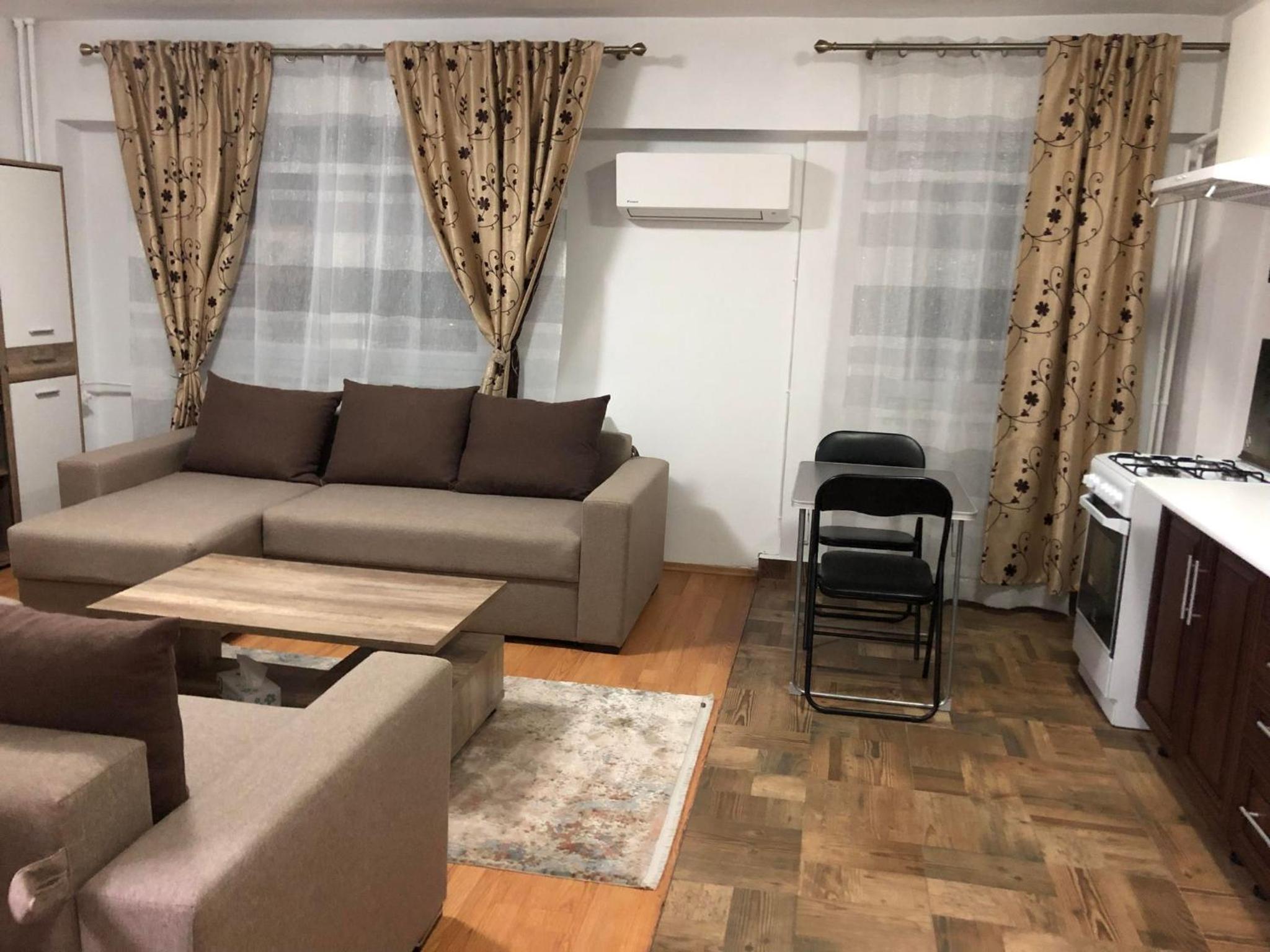 One-Bedroom Apartment photo 2