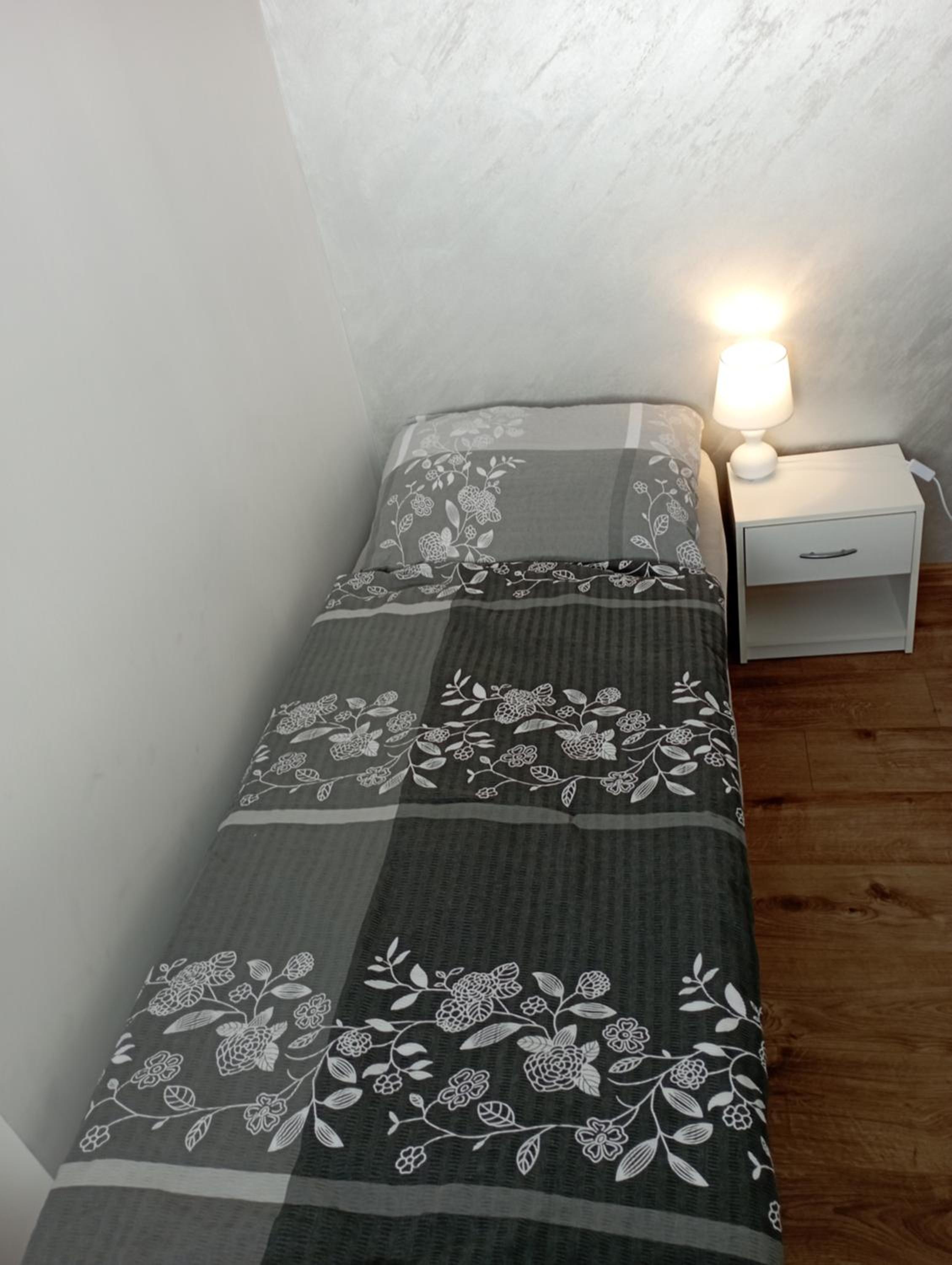 Two-Bedroom Apartment - Photo 19