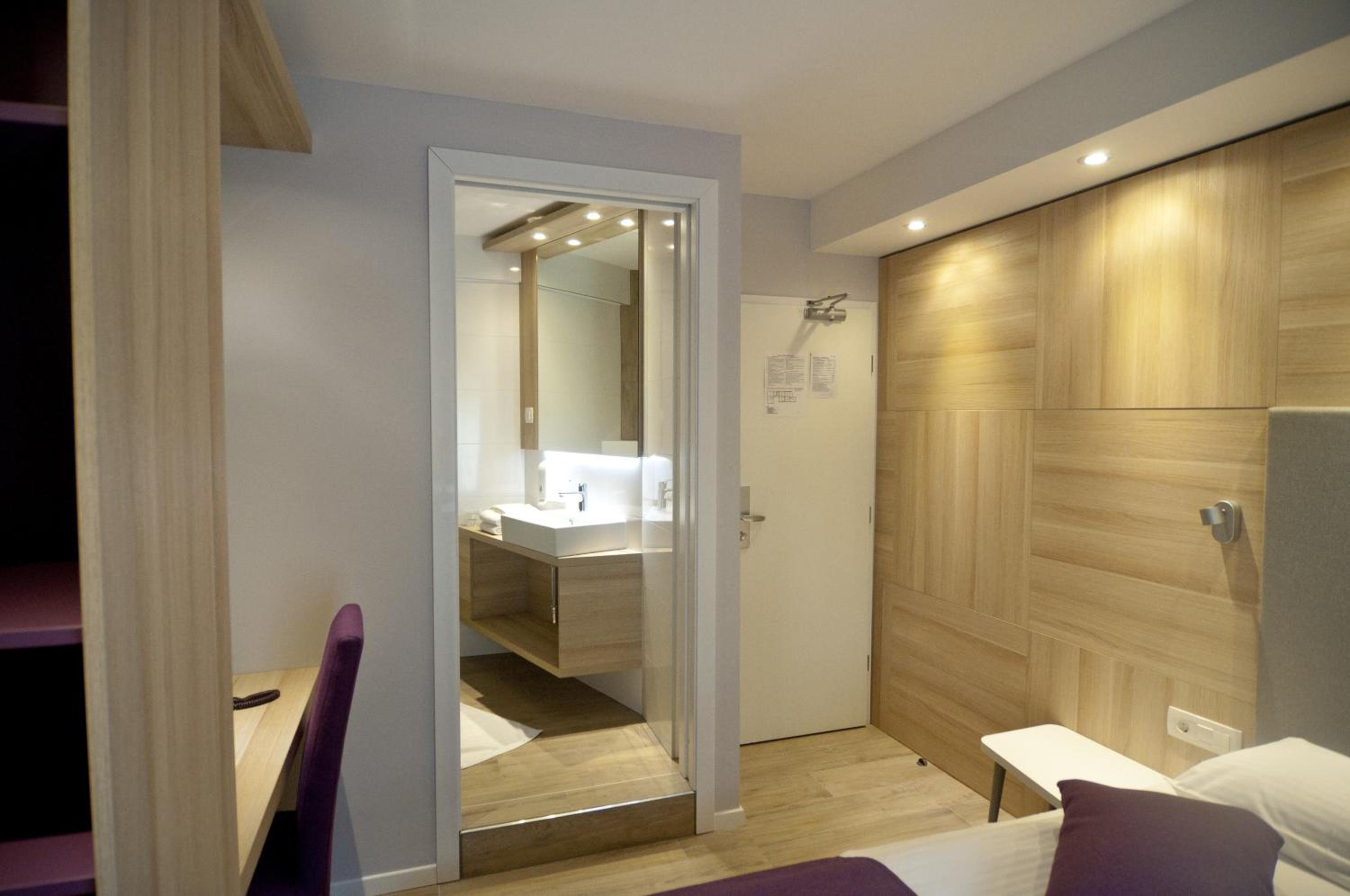 Single Room photo 3