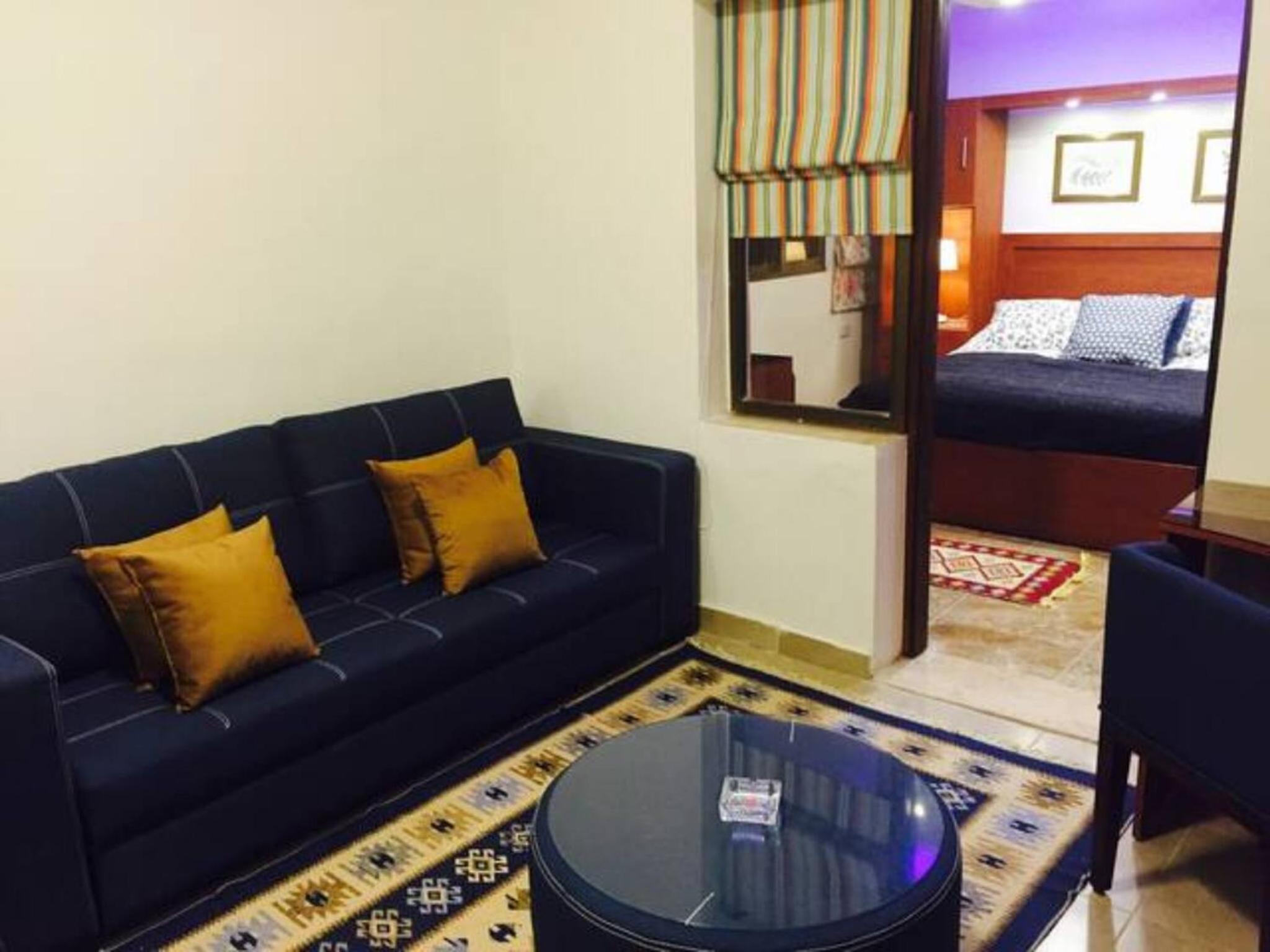 Apartment - Photo 8