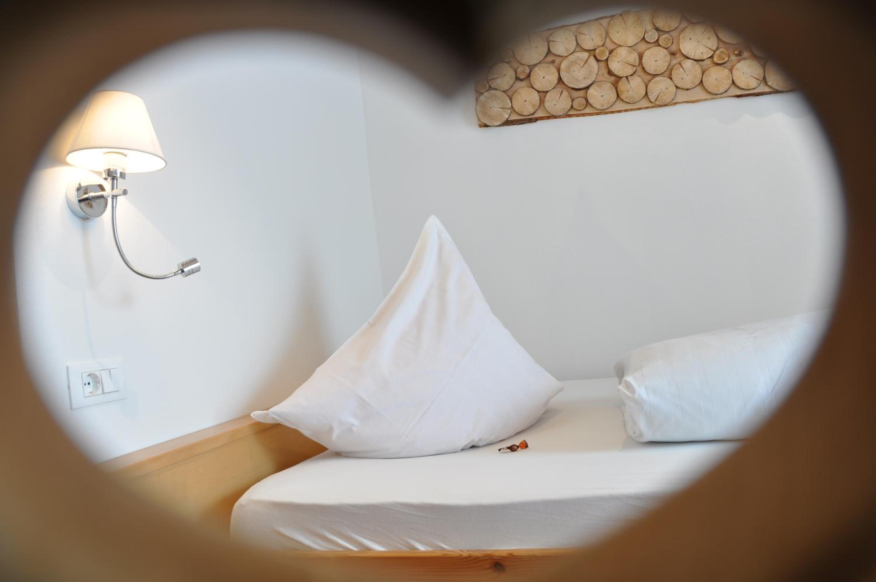Single Room with Mountain View photo 1