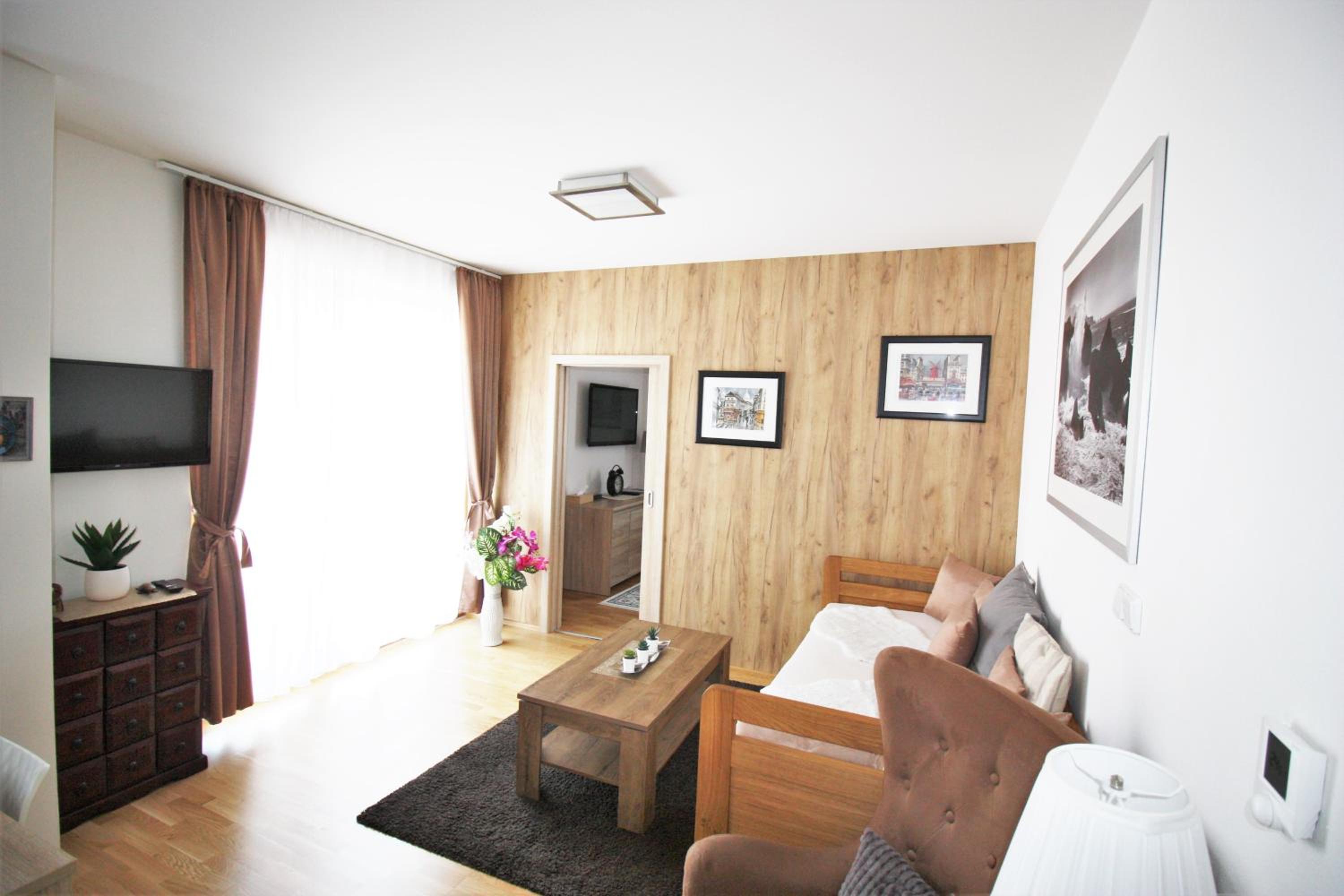 One-Bedroom Apartment photo 2