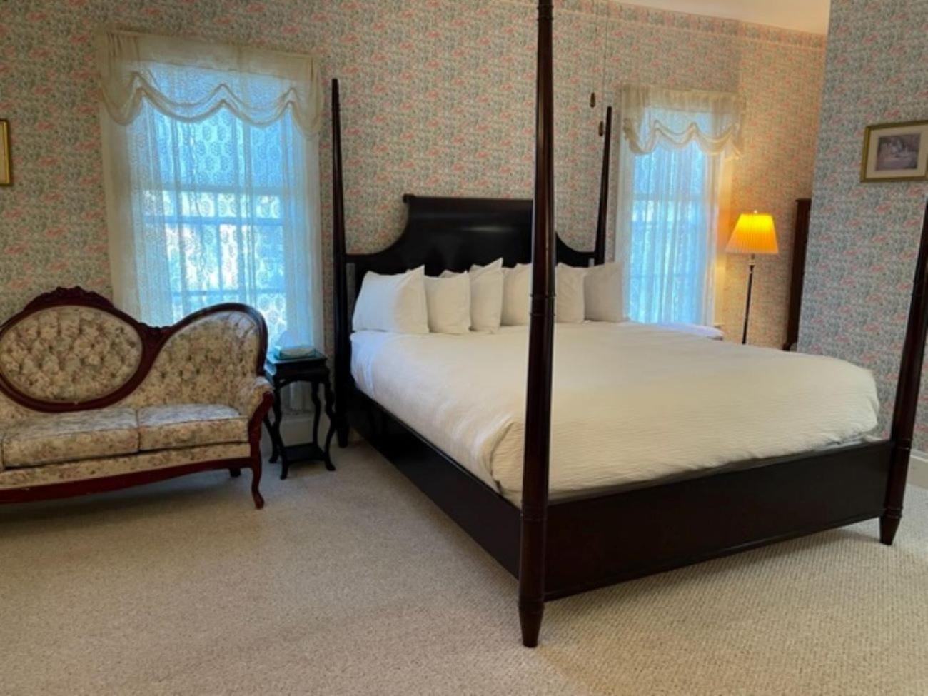 Deluxe Double or Twin Room photo 1