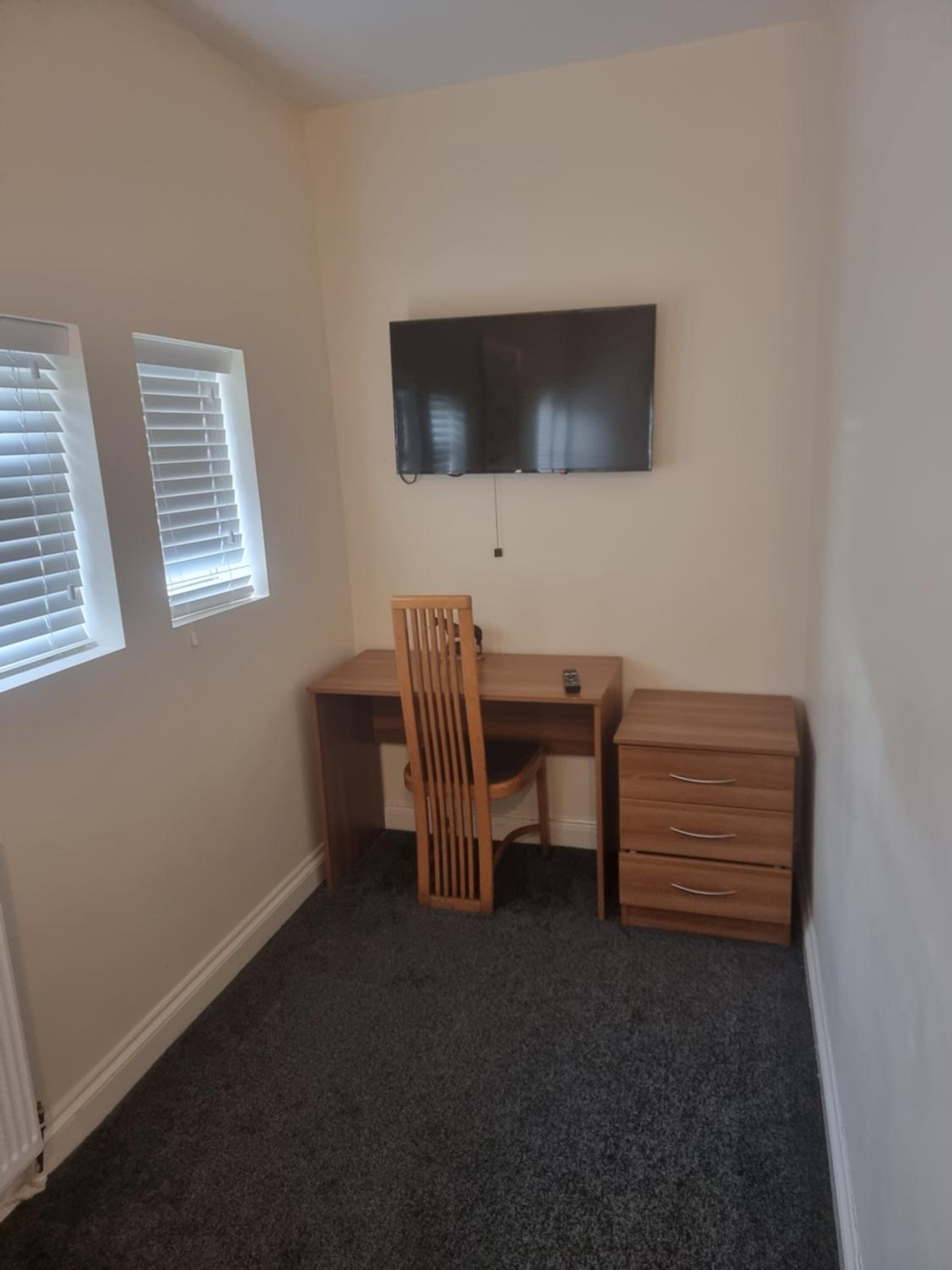 Budget Double Room photo 1