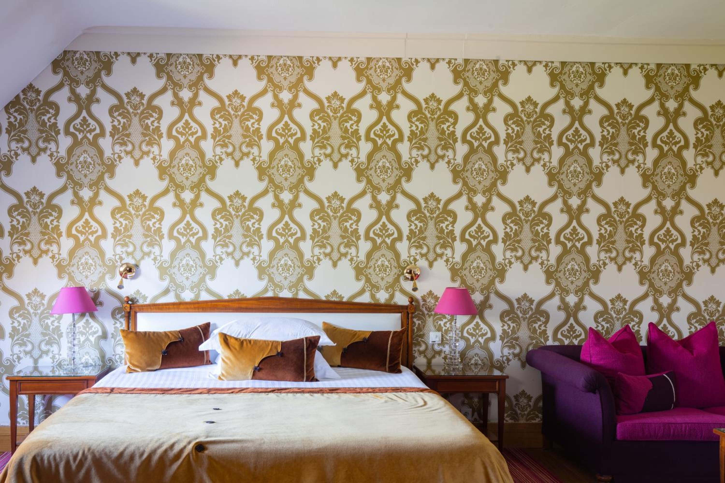 Deluxe Room - Photo 8