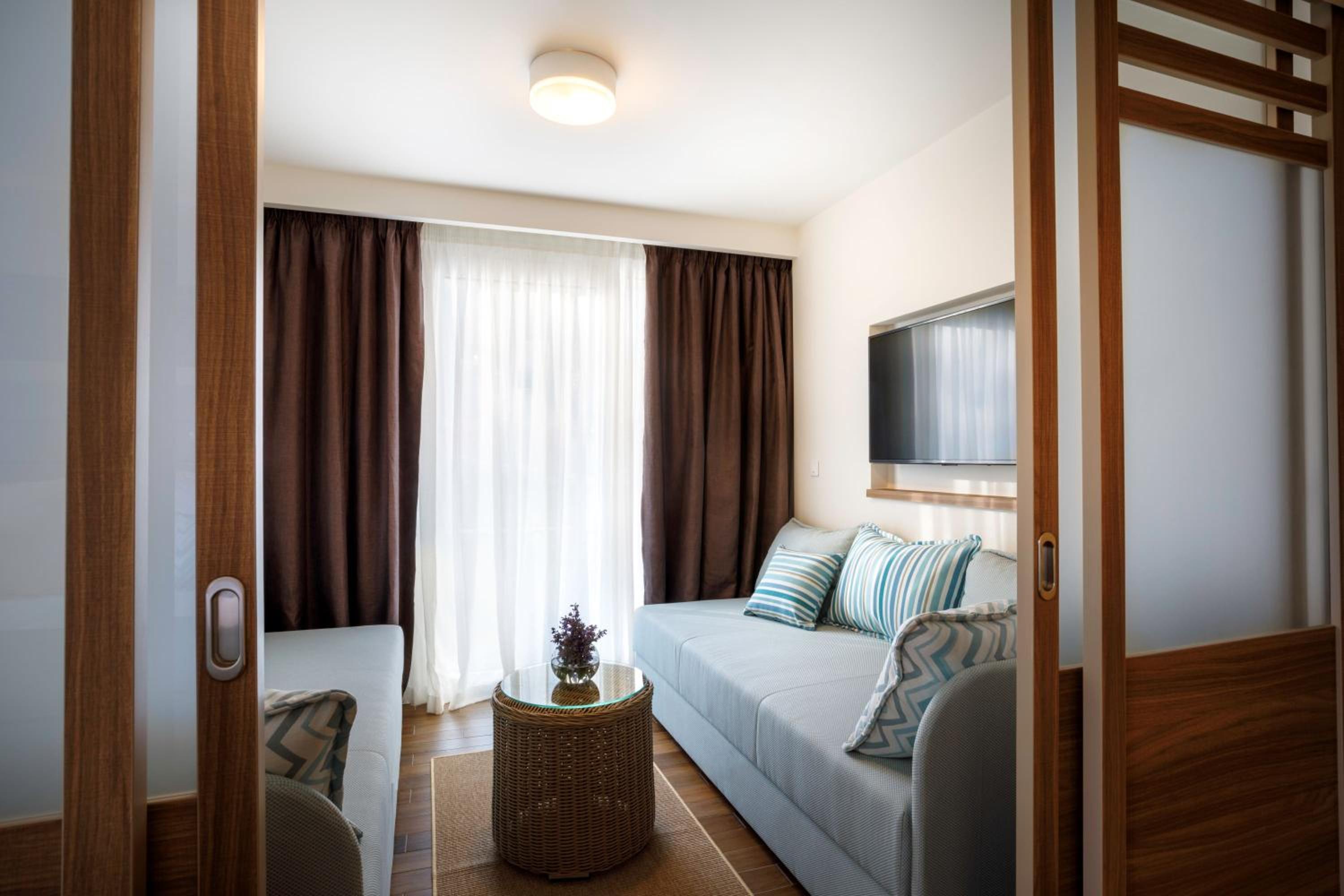 Room for 2+2  photo 3