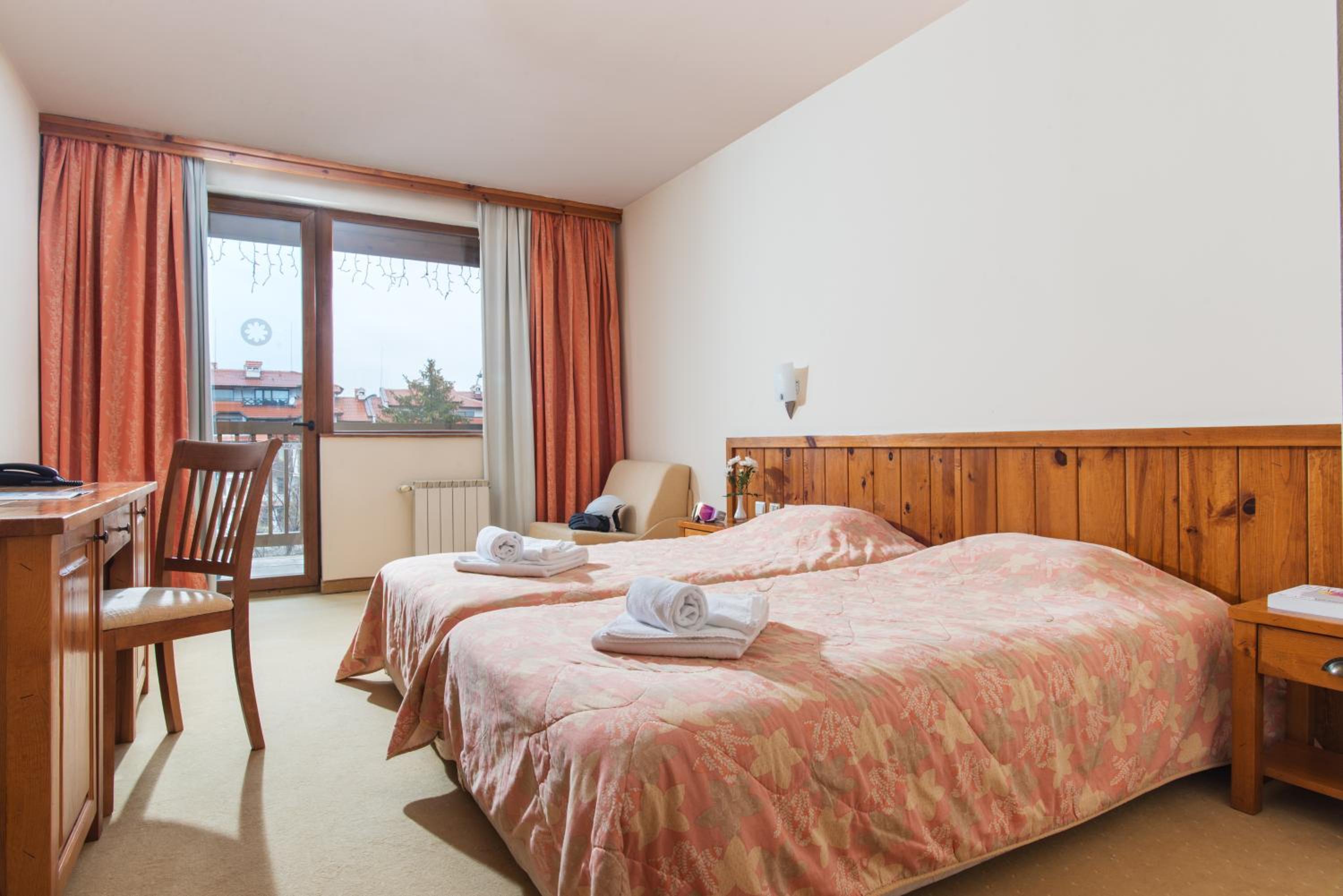 Twin Room with Relax Center Access photo 2