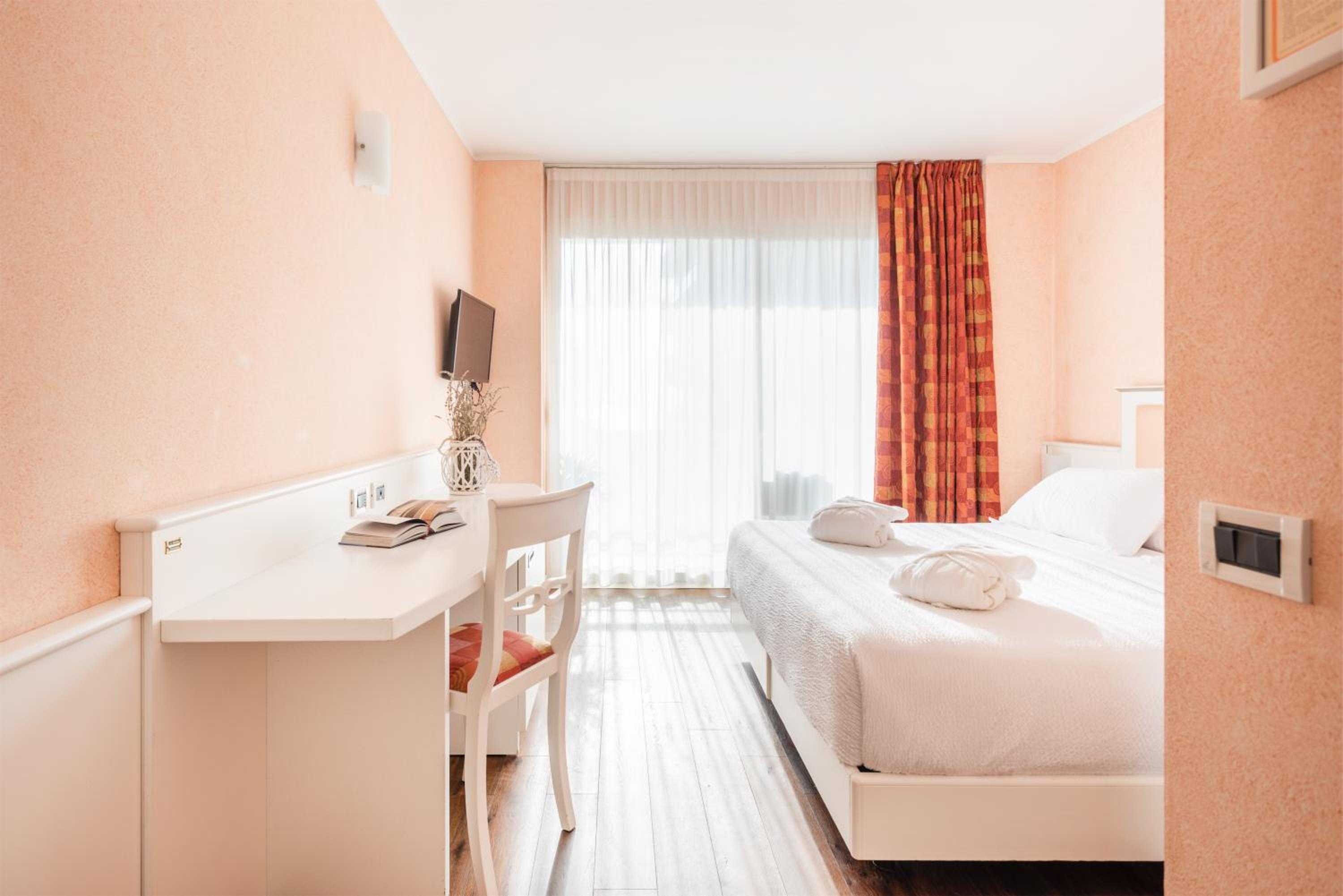 Comfort Double or Twin Room - Photo 1