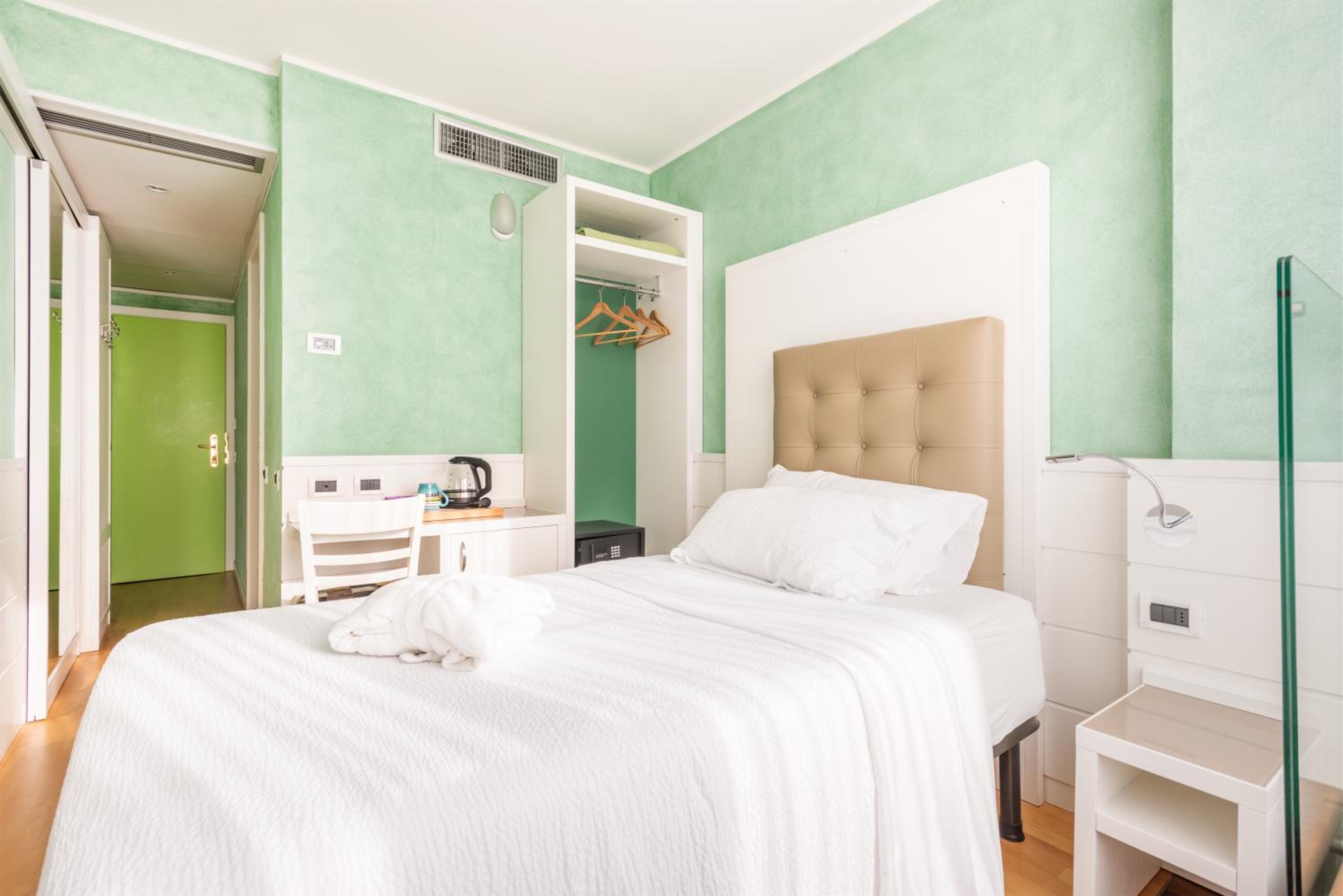 Superior Single Room photo 2