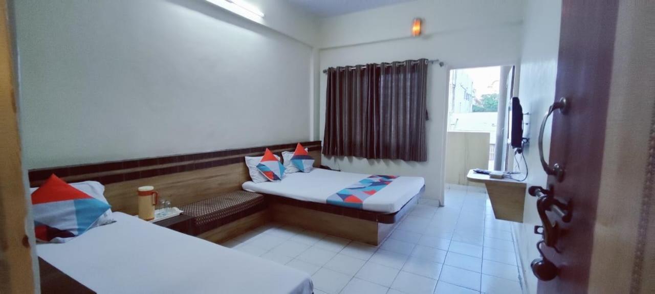 Triple Room with Balcony - Photo 3