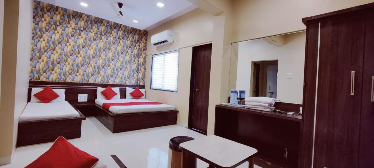 Triple Room with Balcony - Photo 4