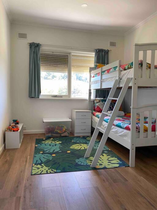 Three-Bedroom House photo 1