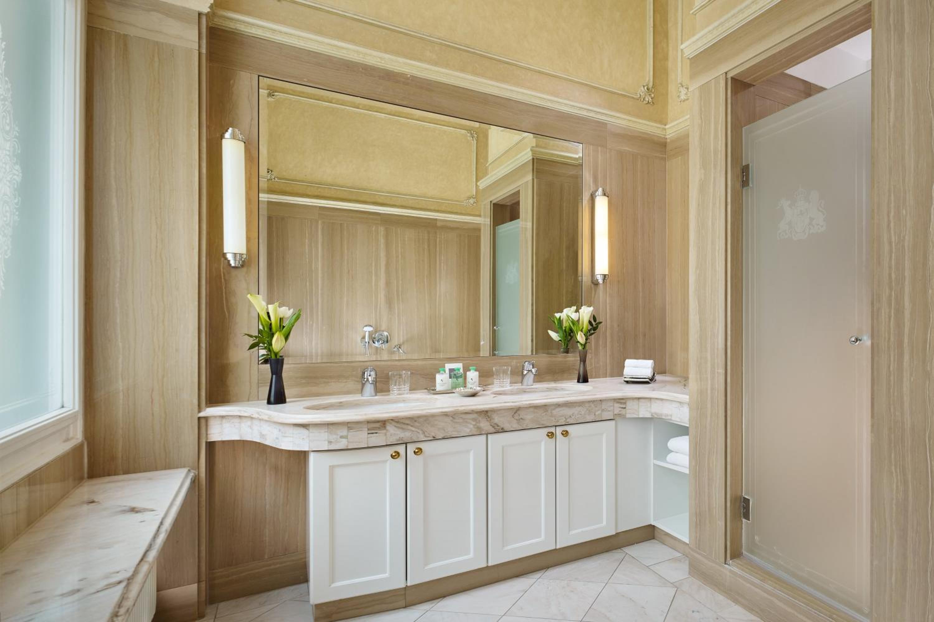 Elisabeth Suite thumbnail 5