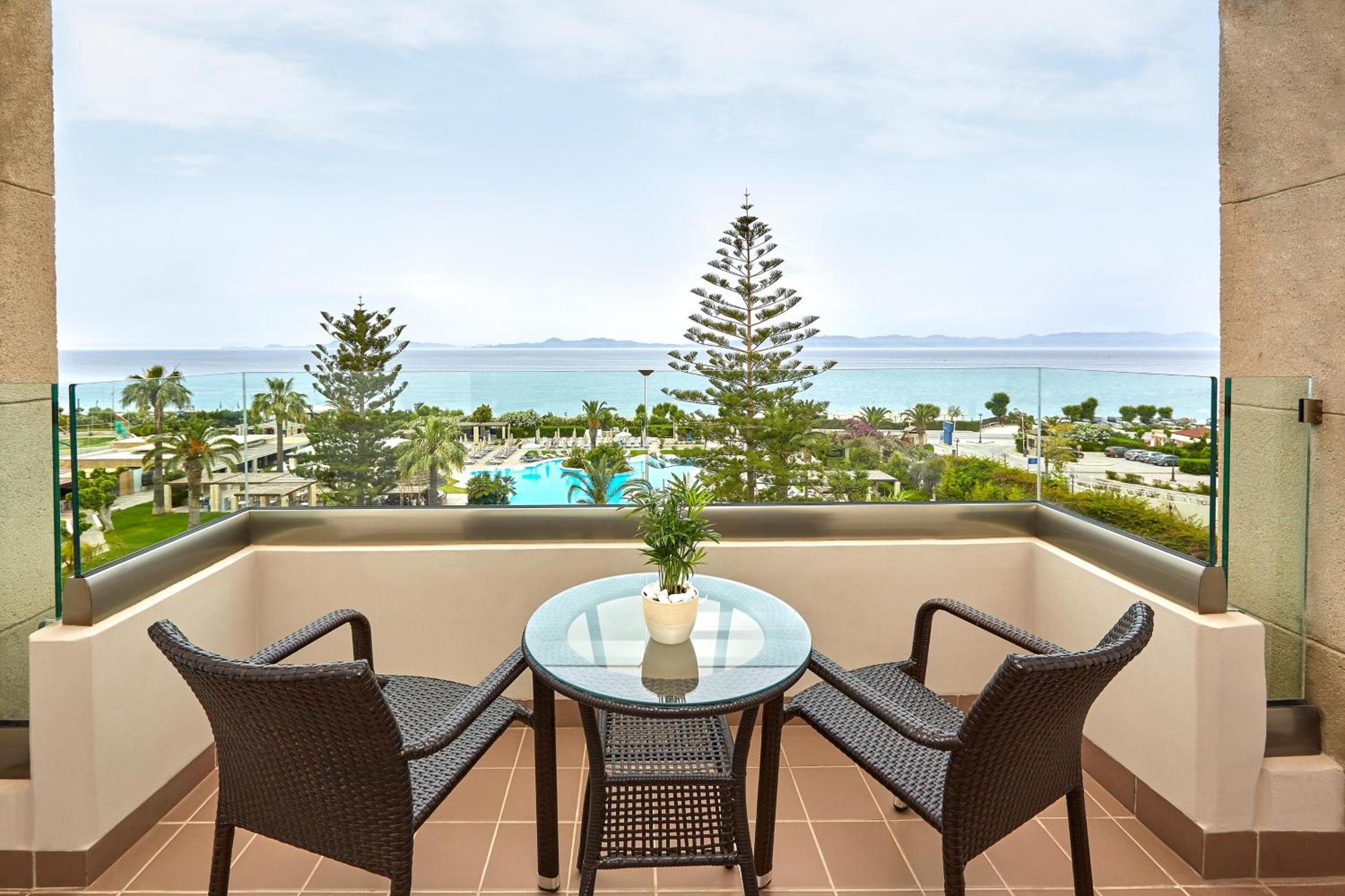 Premium King Room with Balcony and Sea View