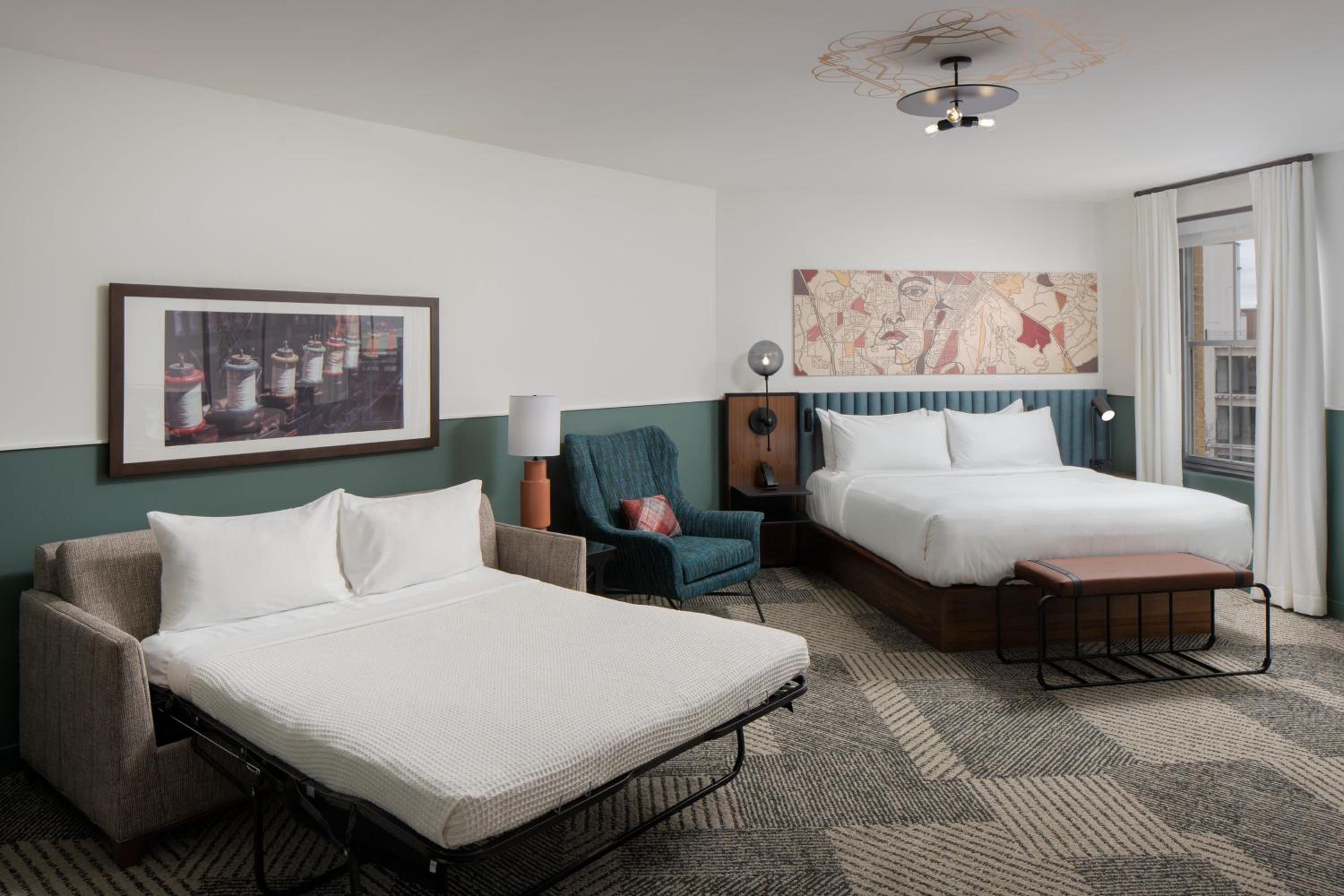 Large Studio King Suite with Sofa Bed