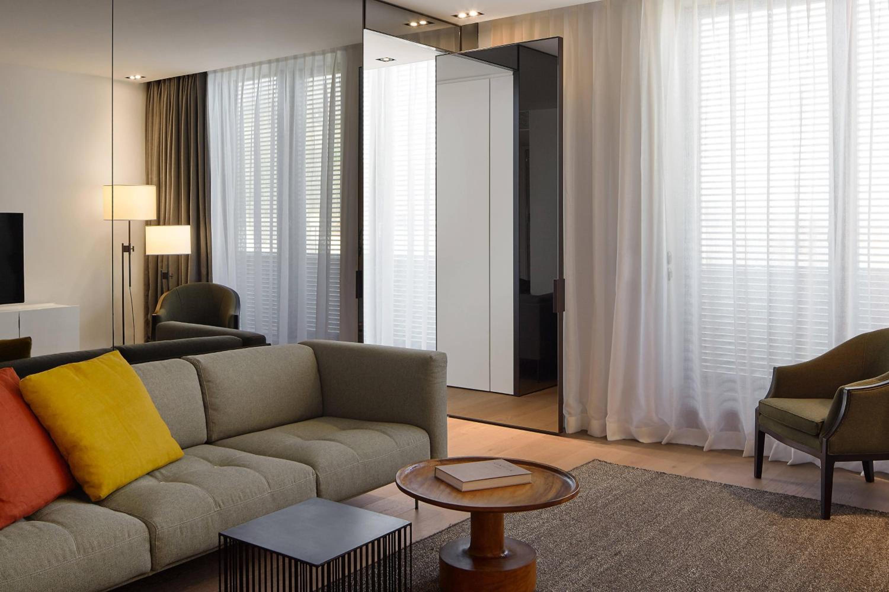 Select Suite, 1-Zimmer-Suite, 1 King, Eckzimmer Select Suite, 1-Zimmer-Suite, 1 King, Eckzimmer
