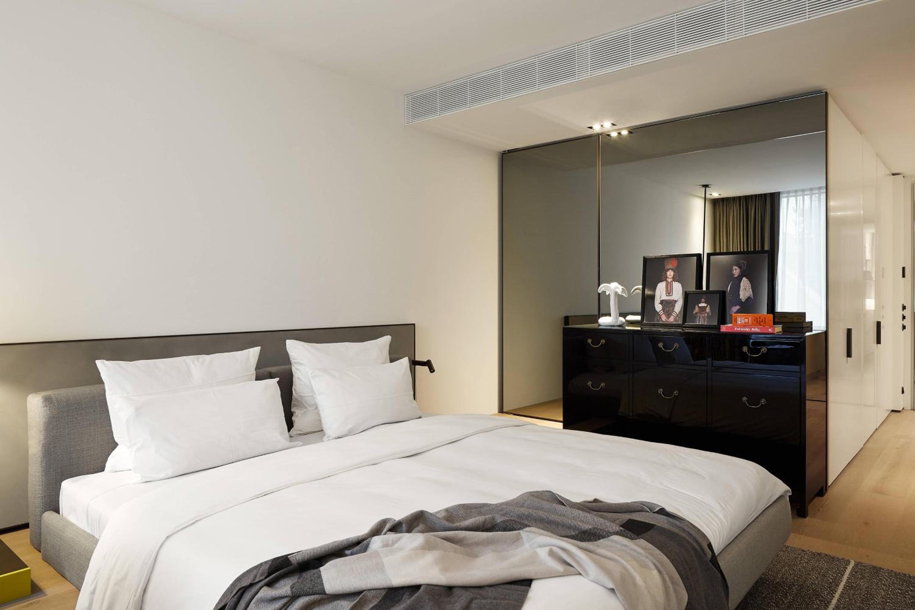 Superior Room, Guest room, 1 King