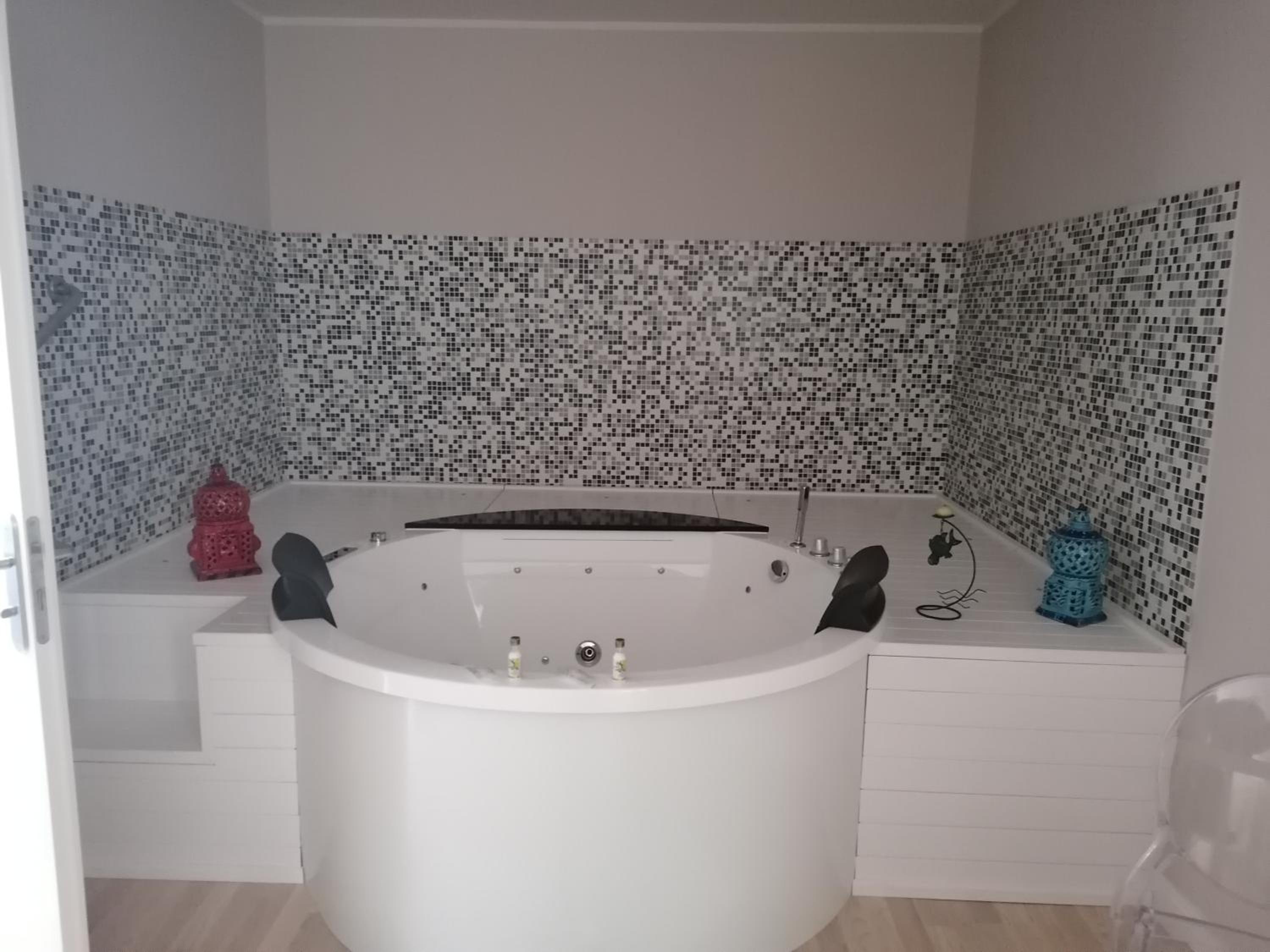 Suite with Spa Bath and Sauna - Photo 4