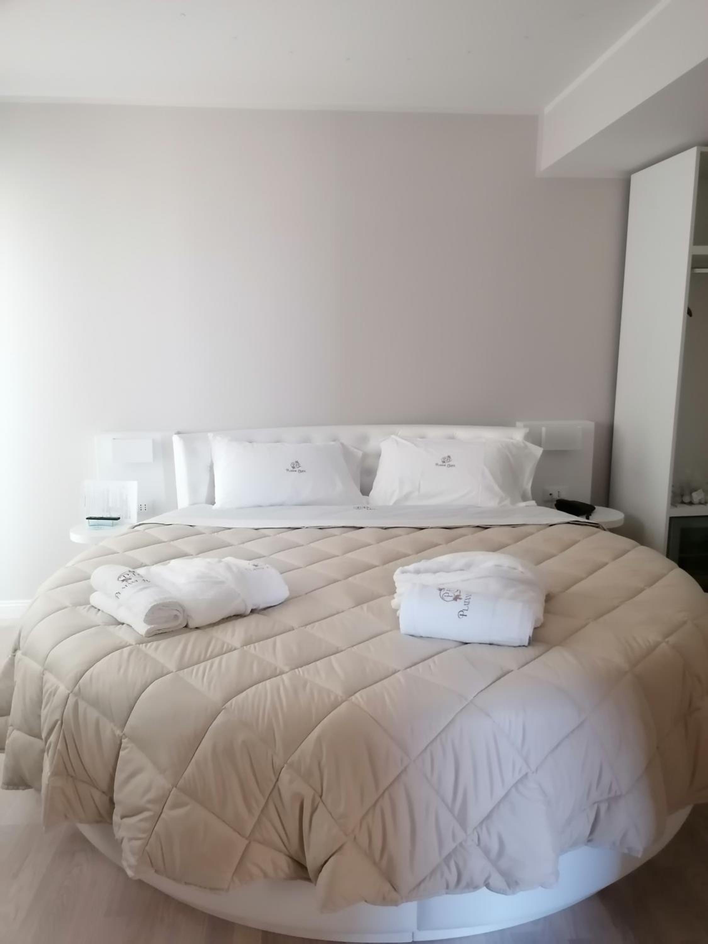 Suite with Spa Bath and Sauna - Photo 3