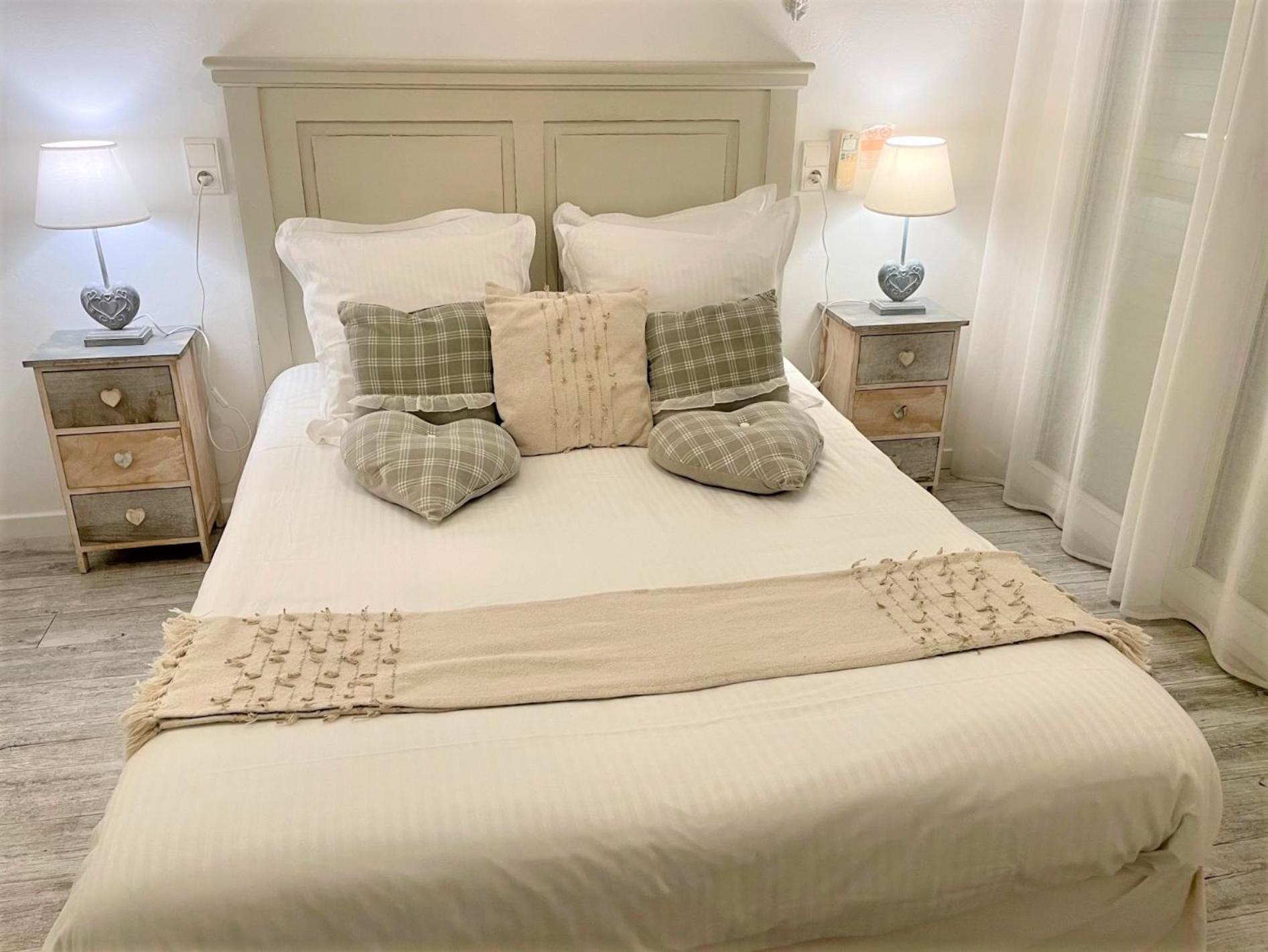 Double Room - Photo 1
