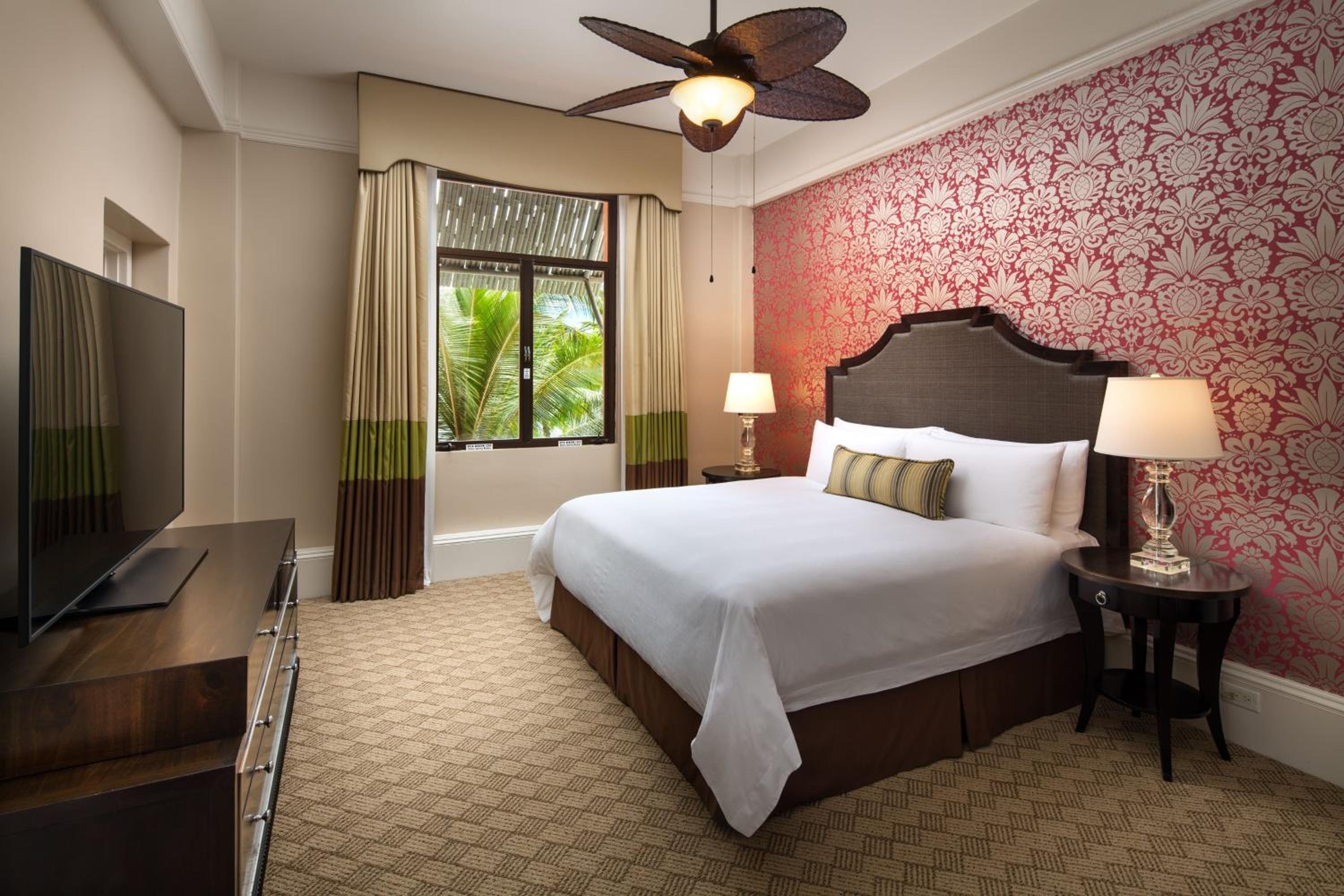 Historic Ocean Suite, Suite, King, Ocean view, Historic Wing thumbnail 5